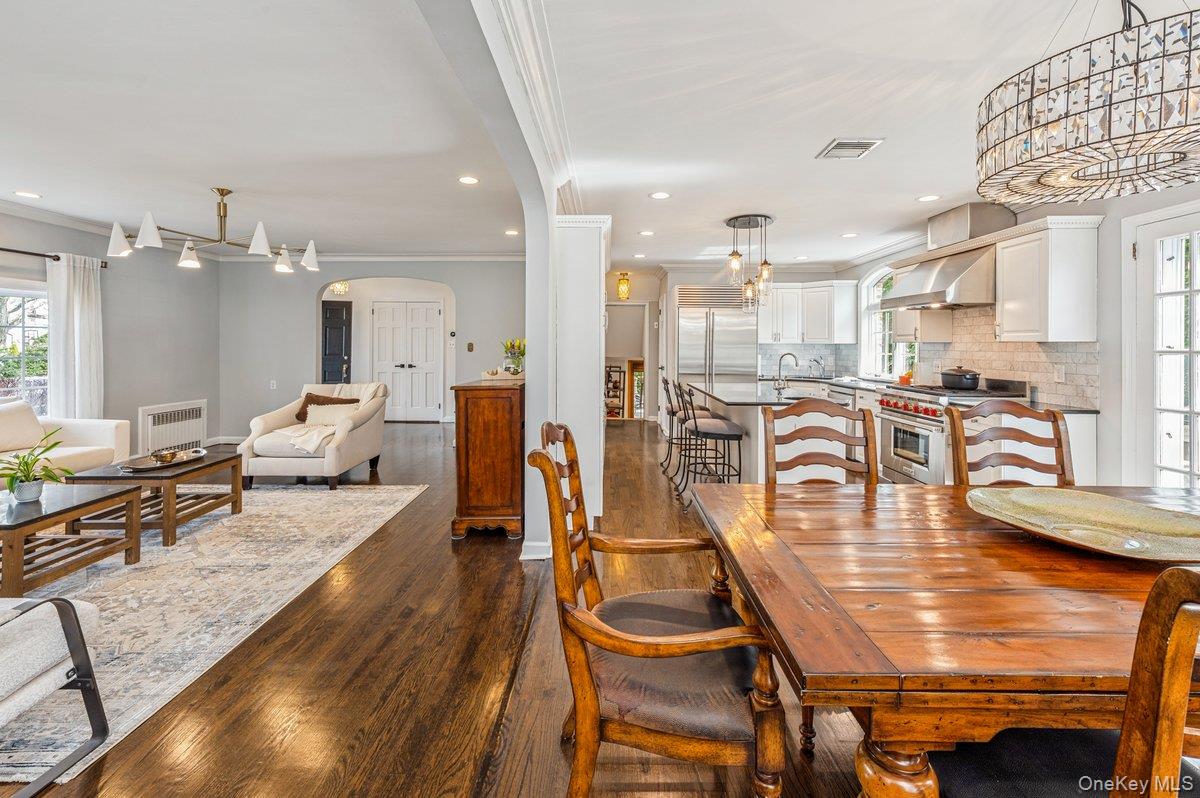 #7 photo, 130 Locust Avenue, Scarsdale , NY 10583