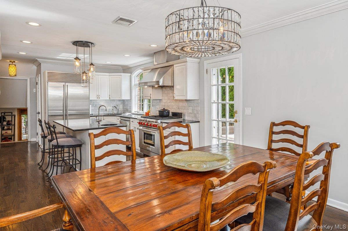 #8 photo, 130 Locust Avenue, Scarsdale , NY 10583