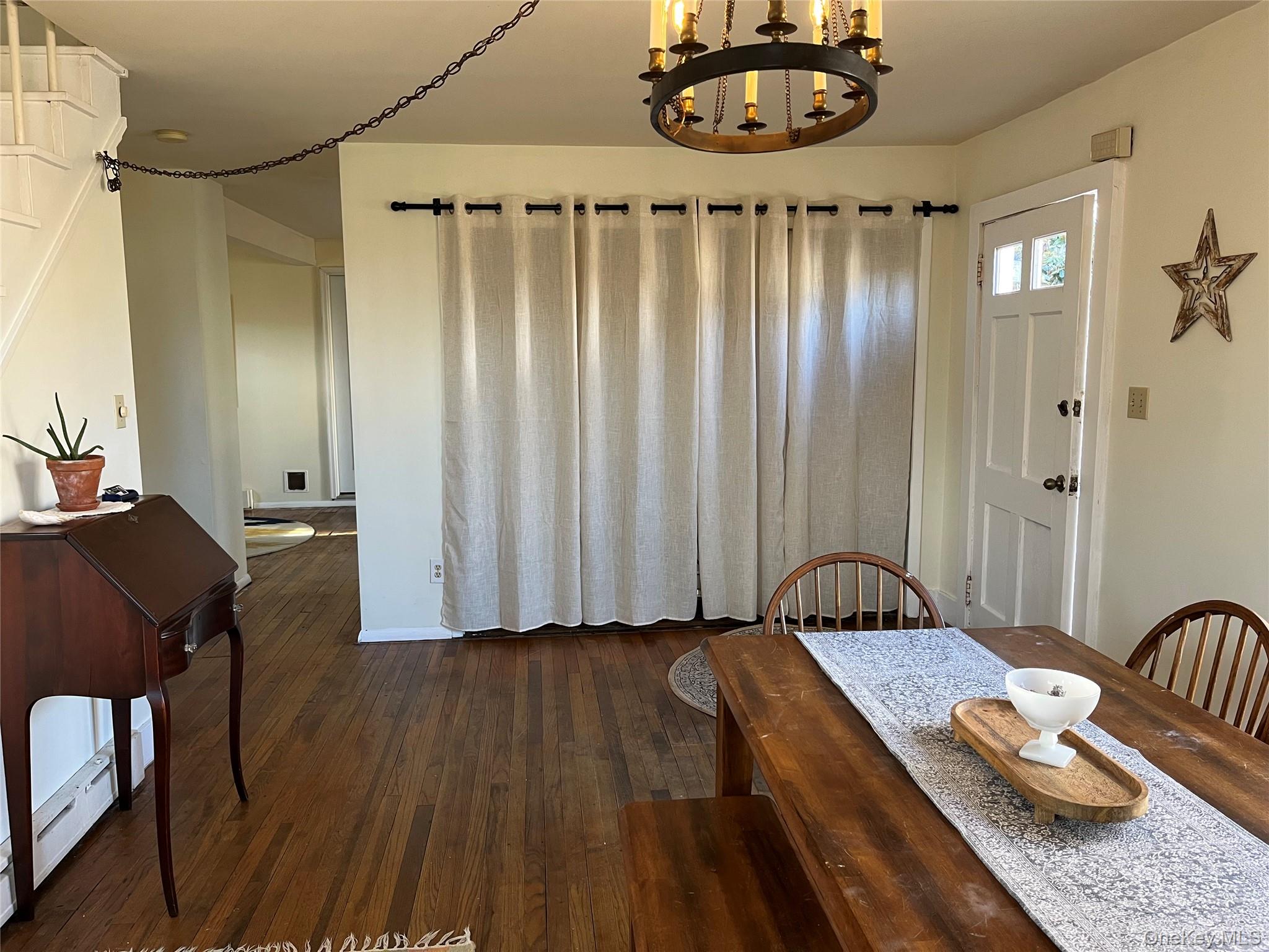 #7 photo, 18 E Clifford Street, 뉴욕주 Ellenville , NY 12428