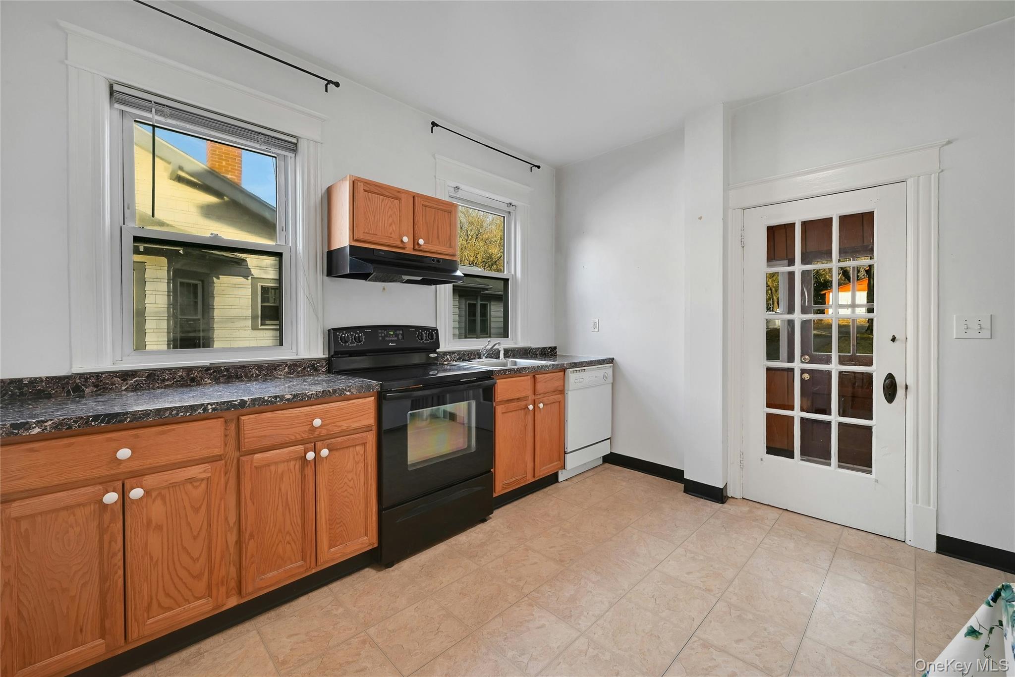 #7 photo, 161 Washington Avenue, 뉴욕주 Pleasantville , NY 10570