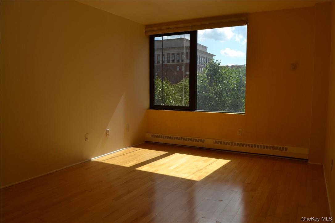 #18 photo, 4 Martine Avenue, White Plains , NY 10606