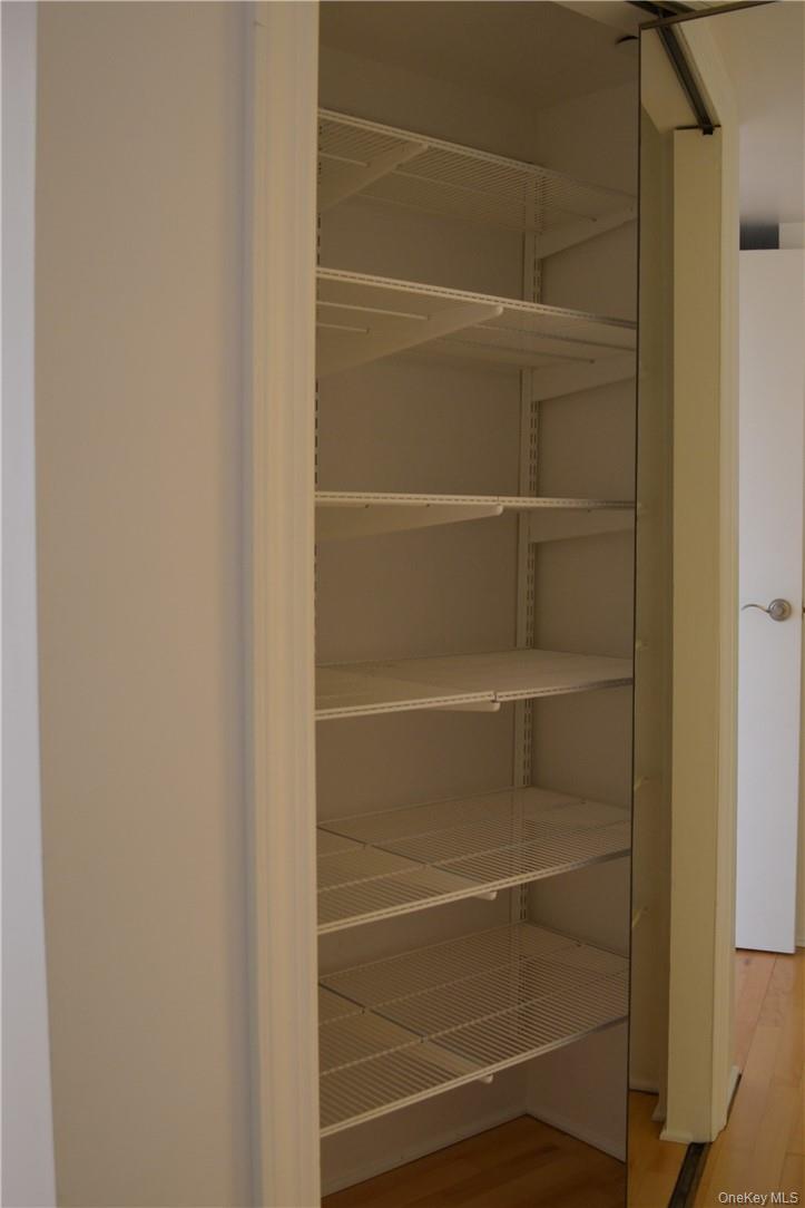 #19 photo, 4 Martine Avenue, White Plains , NY 10606