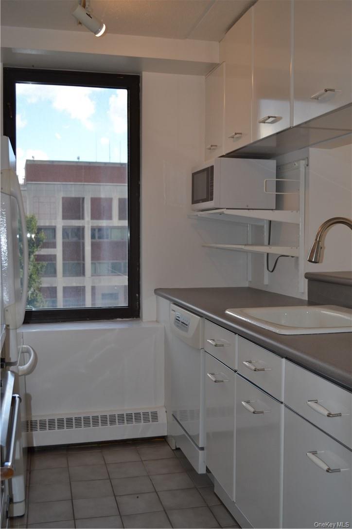 #6 photo, 4 Martine Avenue, White Plains , NY 10606