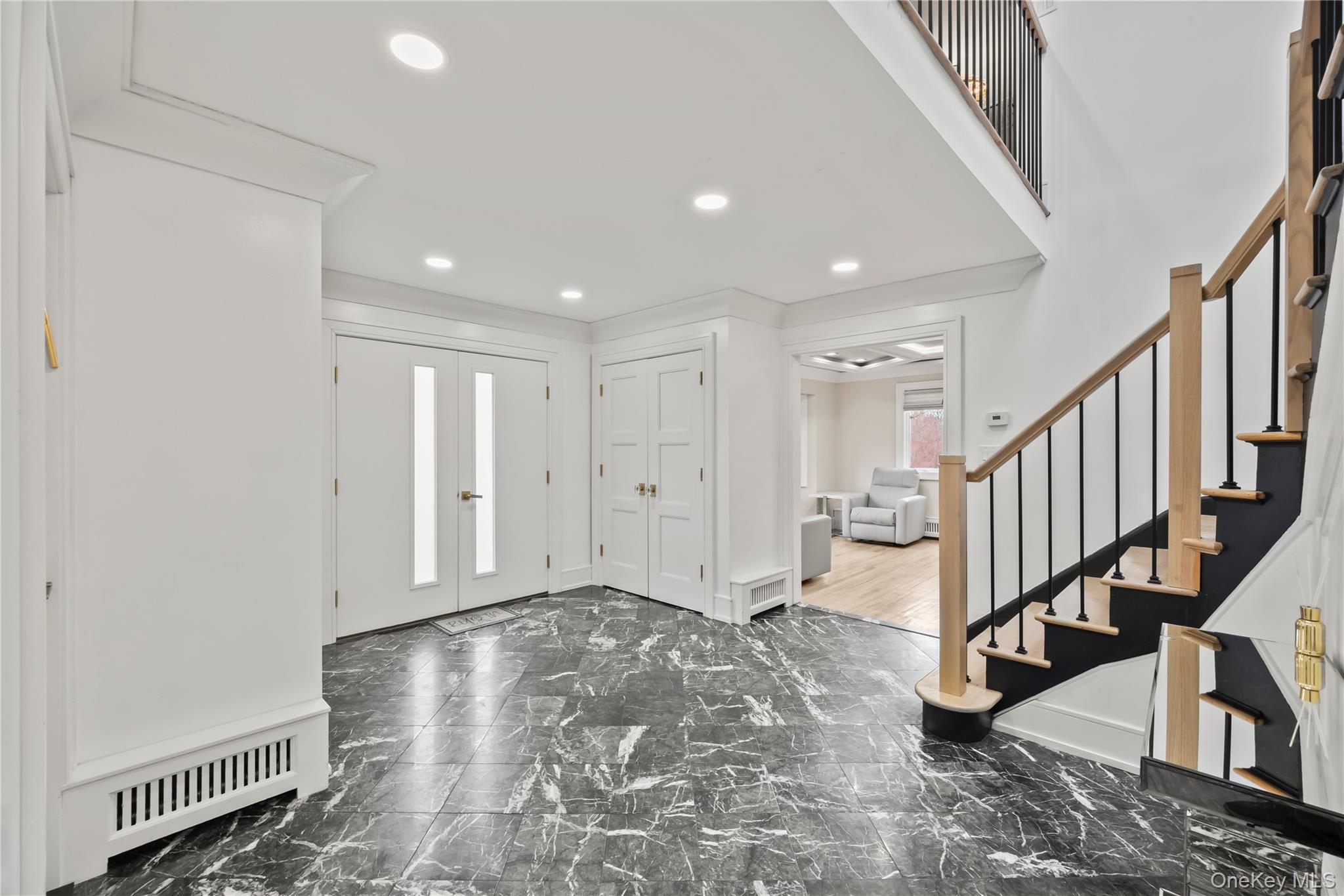 #7 photo, 20 Algonquin Circle, 뉴욕주 Airmont , NY 10952