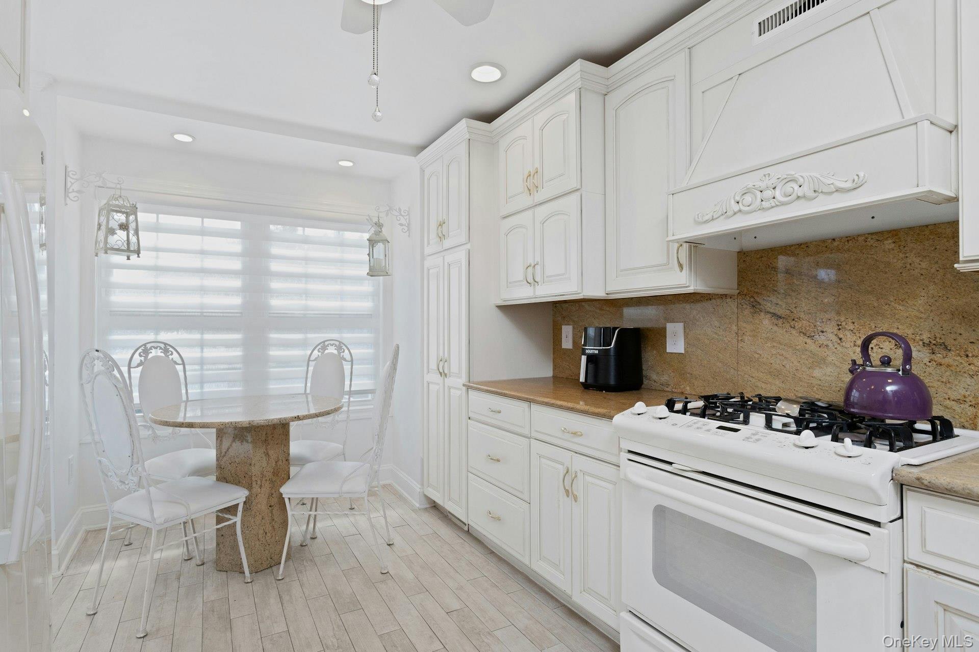 #8 photo, 67 Winchester Avenue, 纽约州 Peekskill , NY 10566