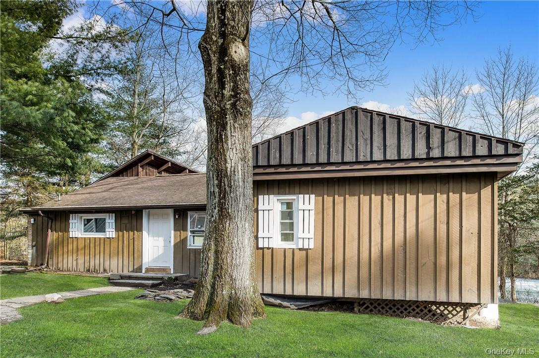 #2 photo, 288 Pine Hill Road, Pleasant Valley , NY 12569