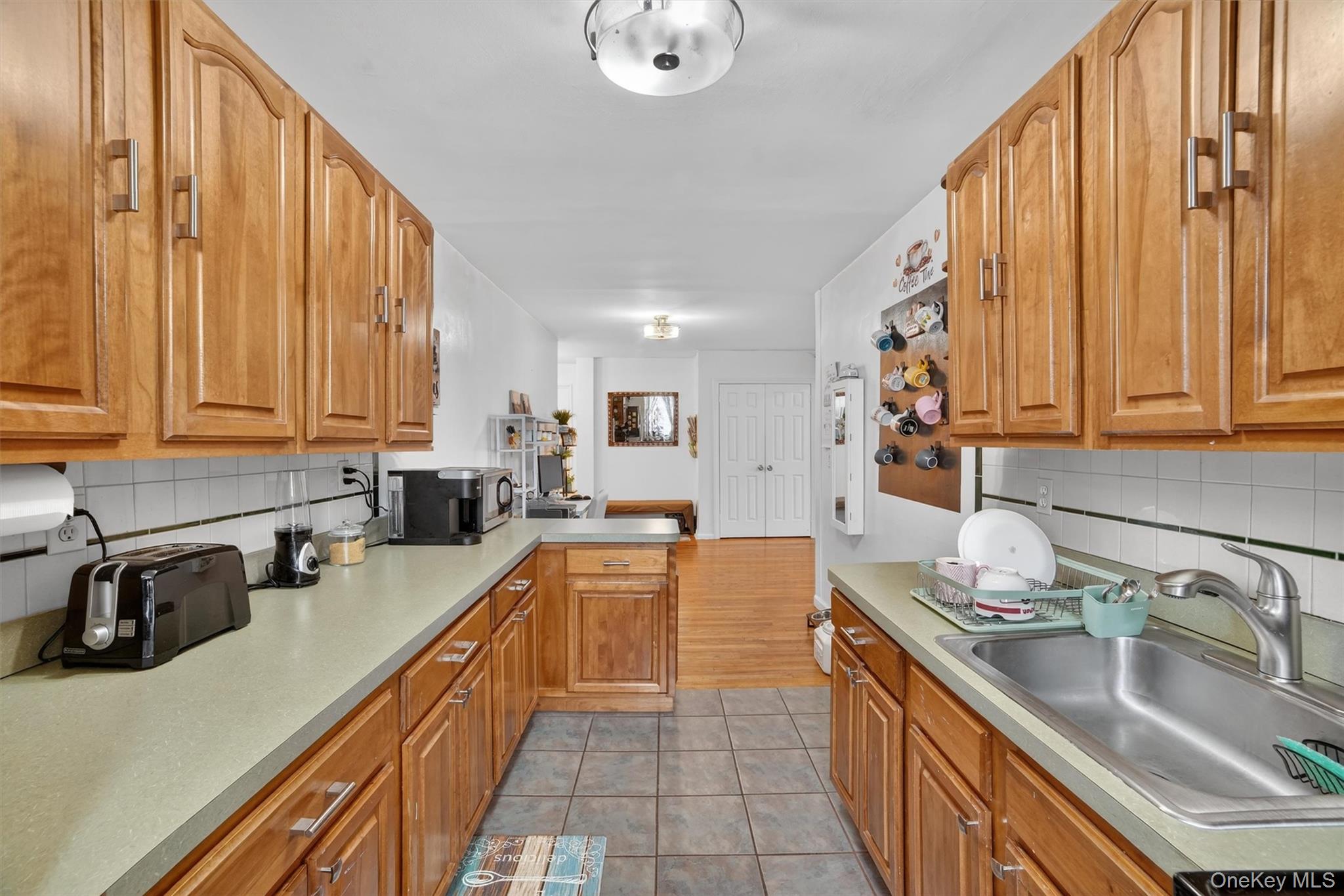 #20 photo, 1234 Midland Avenue, Bronxville , NY 10708