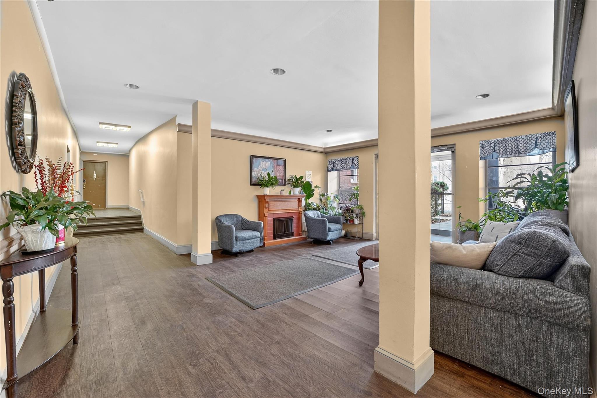 #3 photo, 1234 Midland Avenue, Bronxville , NY 10708