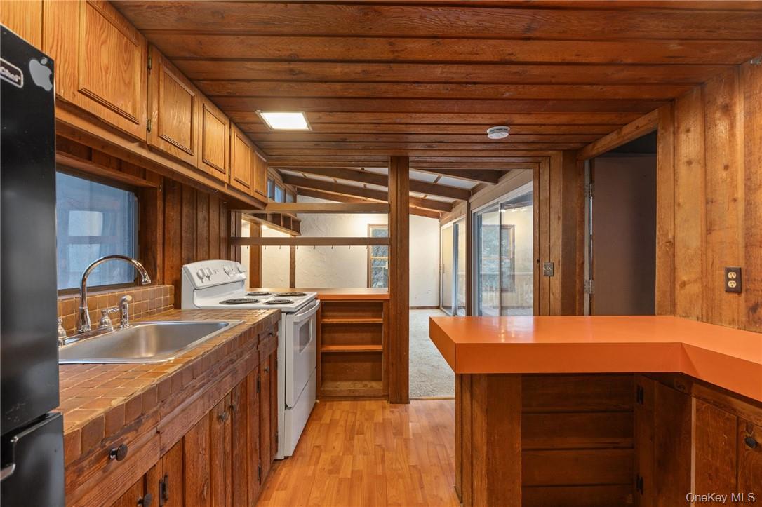 #10 photo, 296 Pine Hill Road, Pleasant Valley , NY 12569