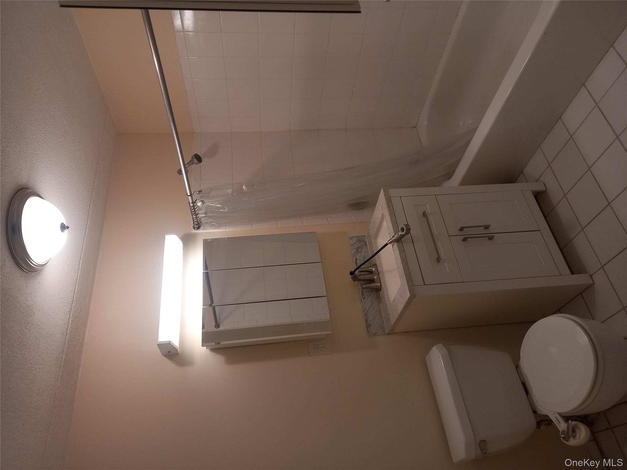 #16 photo, 7914 Rockaway Beach Boulevard, কুইন্‌স Rockaway Beach , NY 11693