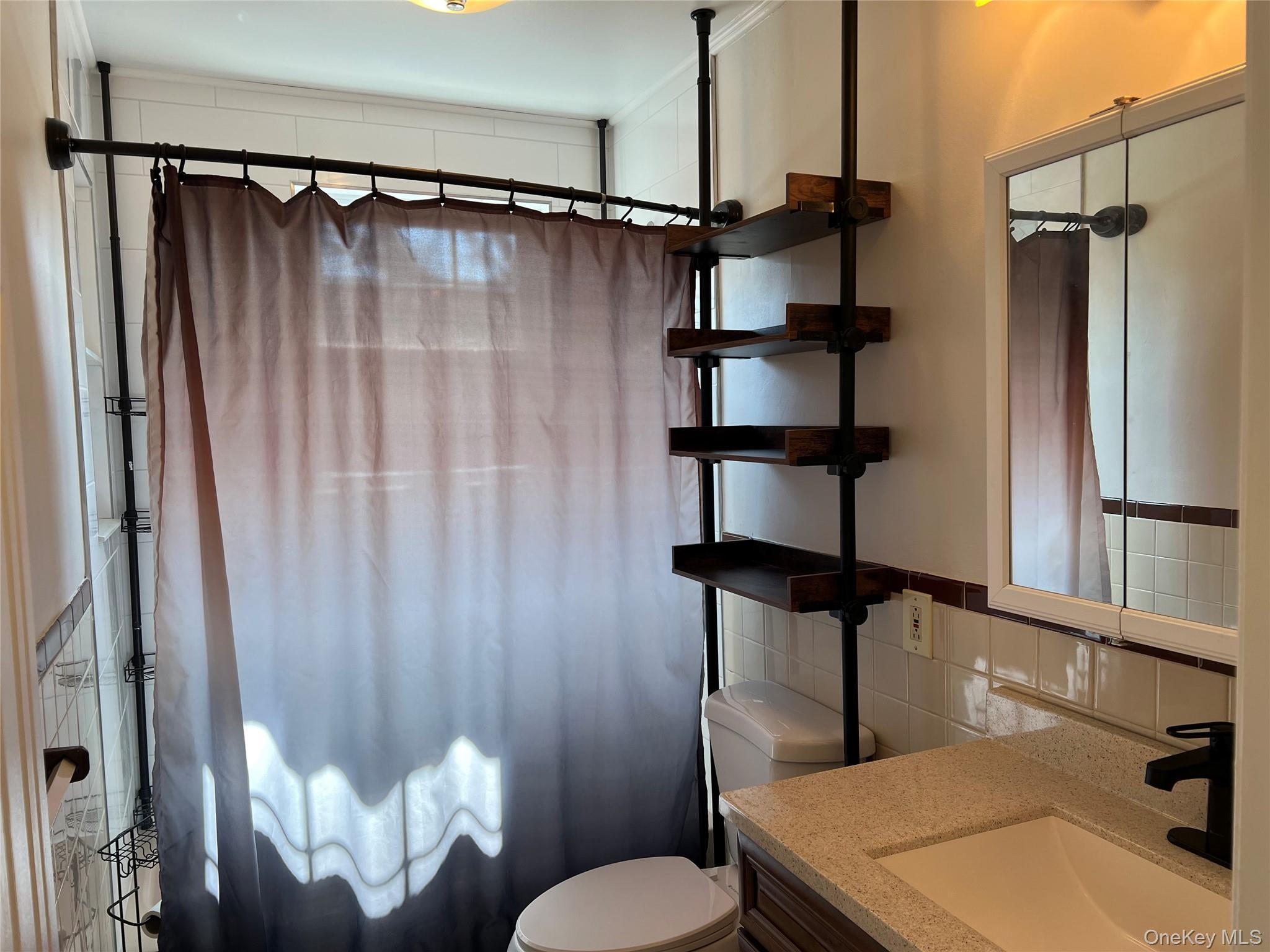 #13 photo, 539 Central Avenue, מחוז נסאו Bethpage , NY 11714