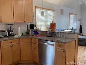 #4 photo, 67 Florida Street, Нассау ‖ Long Beach , NY 11561