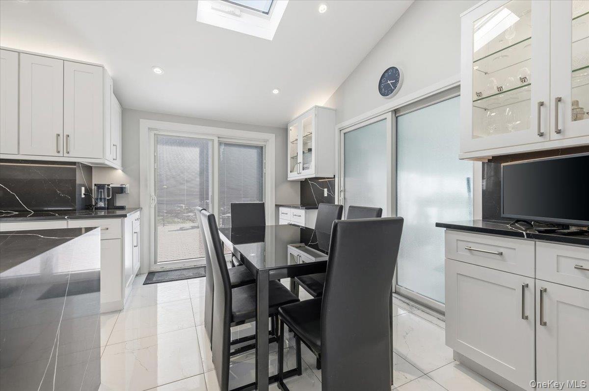 #15 photo, 98 Barry Lane, 長島 Syosset , NY 11791