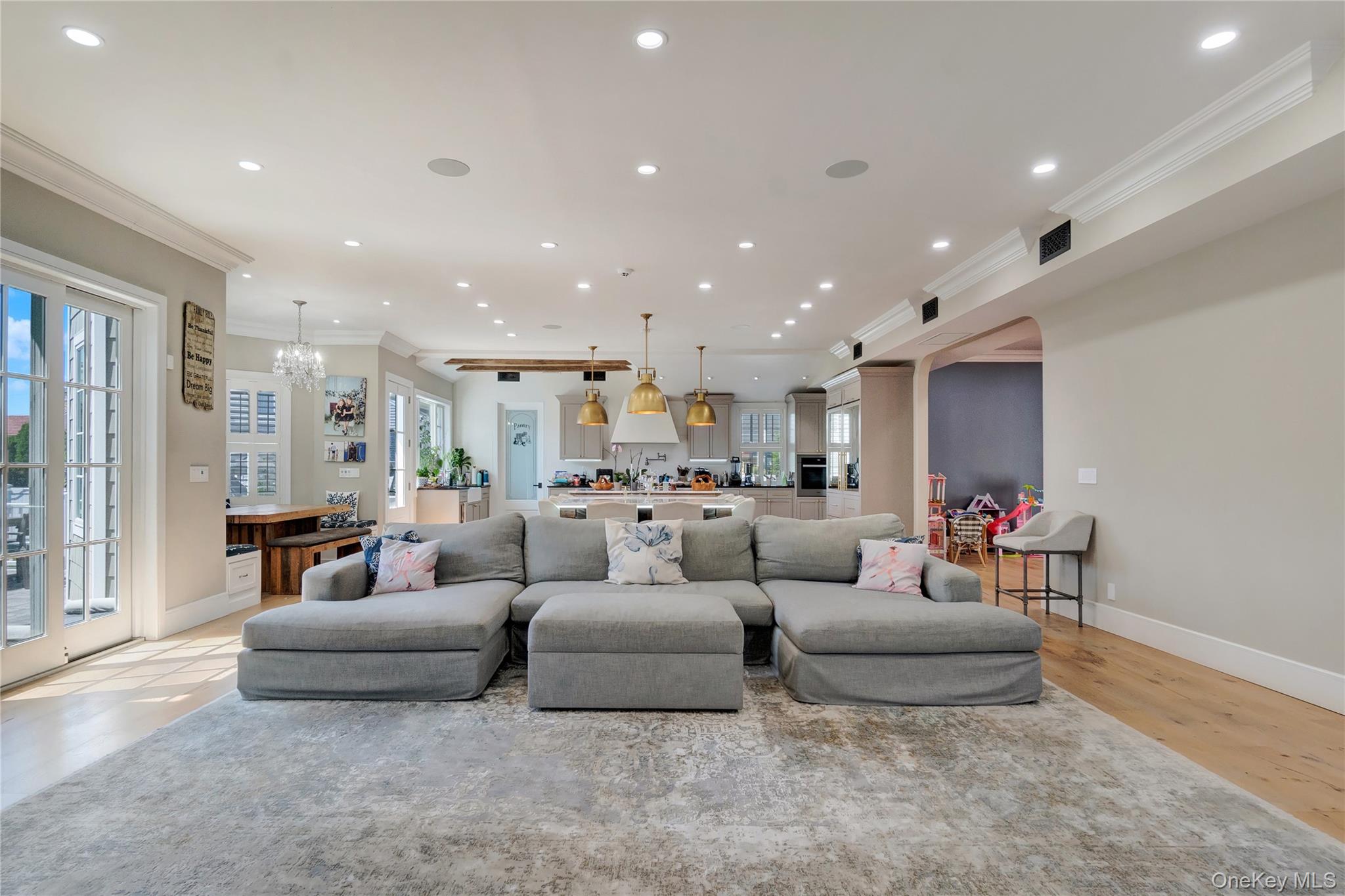 #9 photo, 171 Beach 148th Street, 뉴욕퀸즈 Neponsit , NY 11694