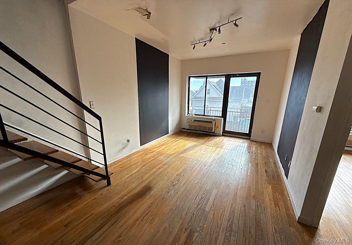 #2 photo, 175-28 89th Avenue, 뉴욕퀸즈 Jamaica , NY 11432