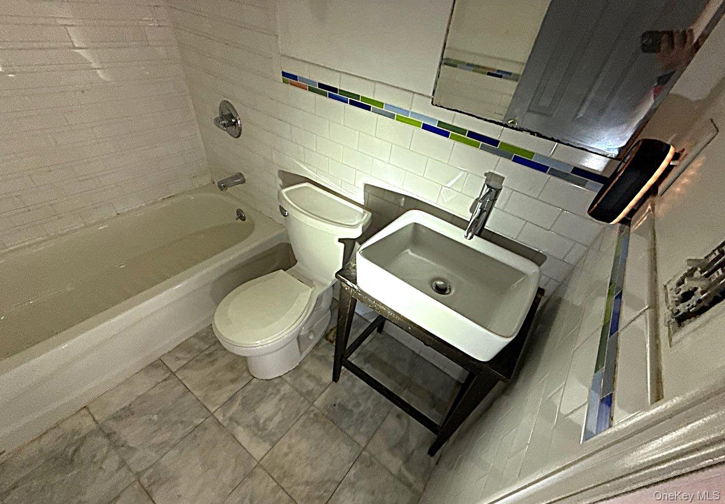 #9 photo, 175-28 89th Avenue, 뉴욕퀸즈 Jamaica , NY 11432