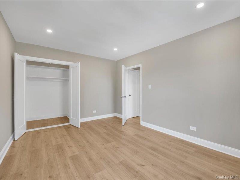 #12 photo, 88-09 Northern Blvd, 皇后区 艾姆赫斯特 East Elmhurst , NY 11369