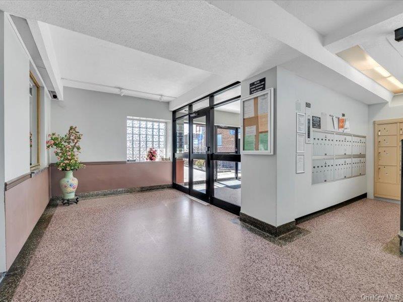 #14 photo, 88-09 Northern Blvd, 皇后区 艾姆赫斯特 East Elmhurst , NY 11369