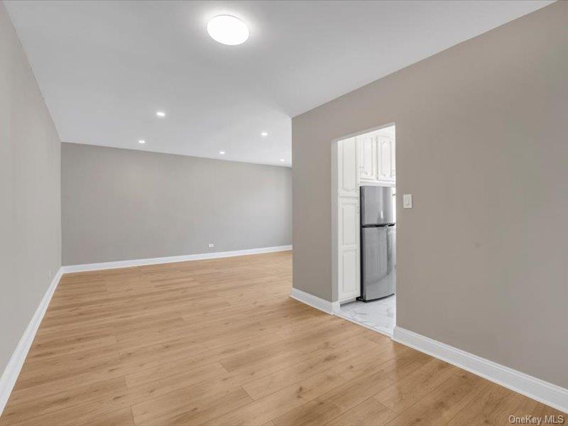 #6 photo, 88-09 Northern Blvd, 皇后区 艾姆赫斯特 East Elmhurst , NY 11369