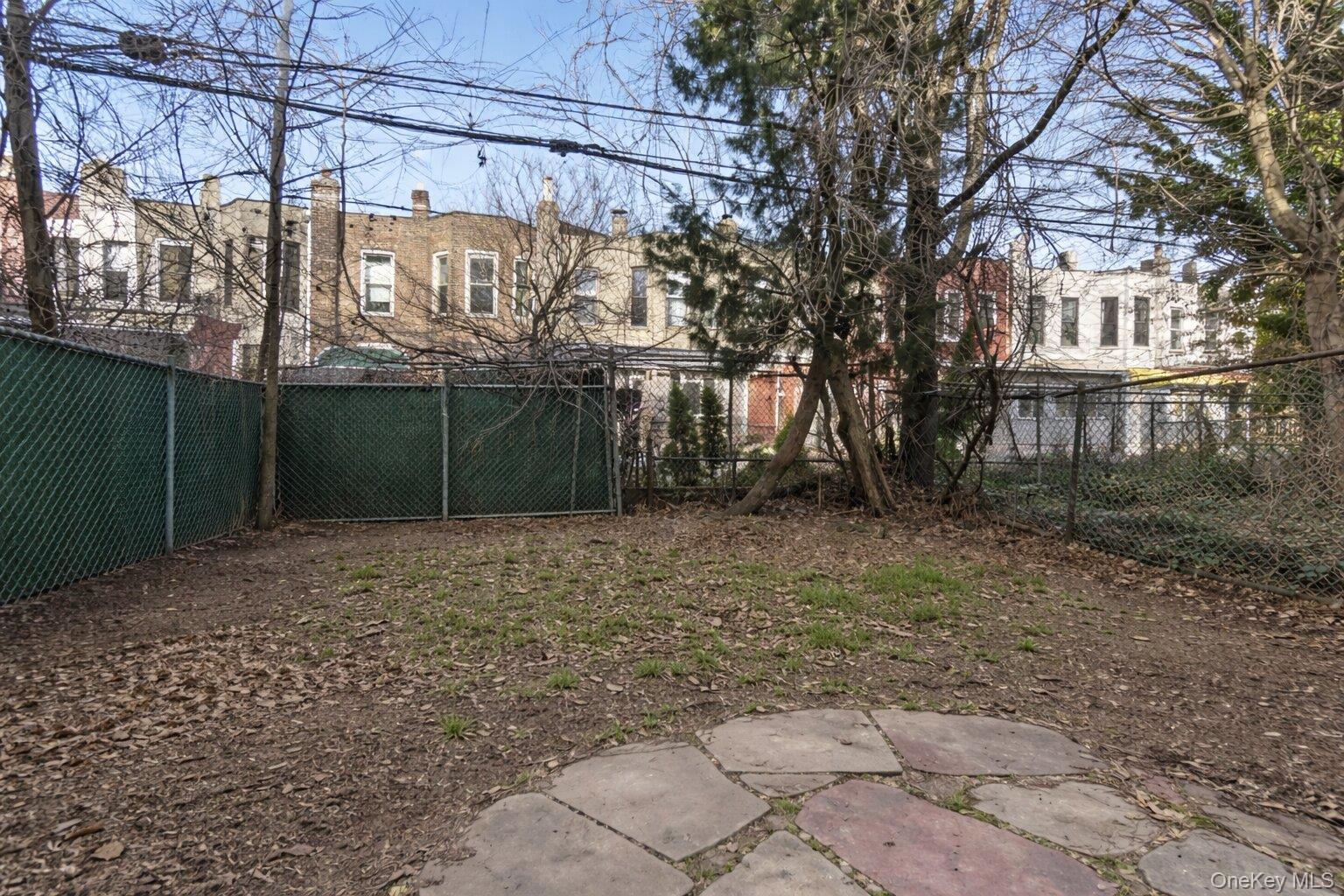 #8 photo, 2543 Bedford Avenue, 布鲁克林 Brooklyn , NY 11226
