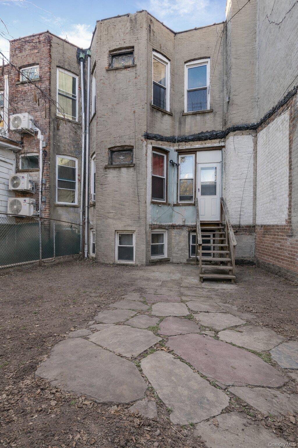#9 photo, 2543 Bedford Avenue, 布鲁克林 Brooklyn , NY 11226
