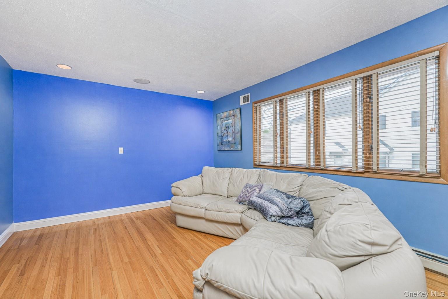 #13 photo, 201 Arbutus Avenue, סטטן איילנד Staten Island , NY 10312