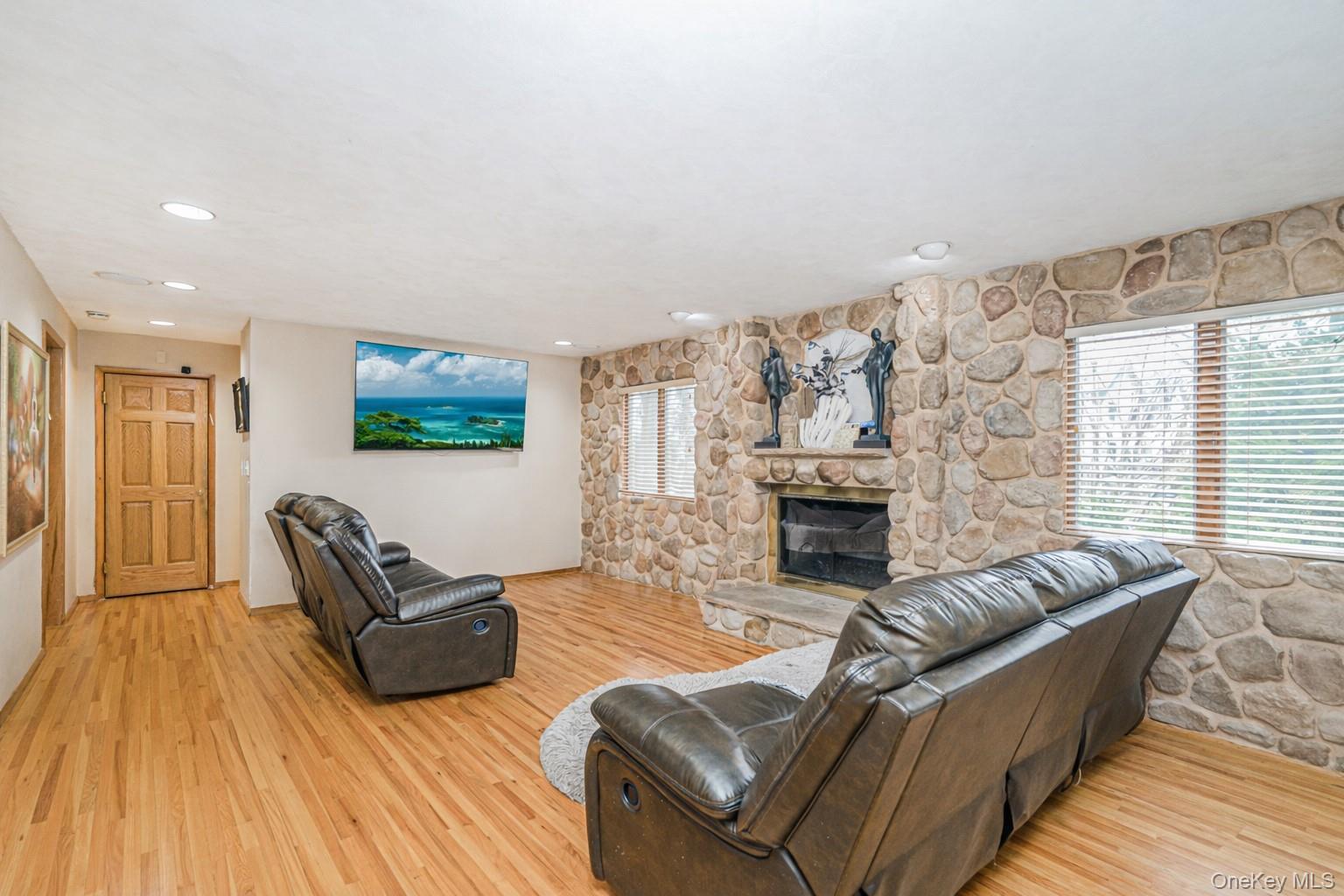 #15 photo, 201 Arbutus Avenue, סטטן איילנד Staten Island , NY 10312