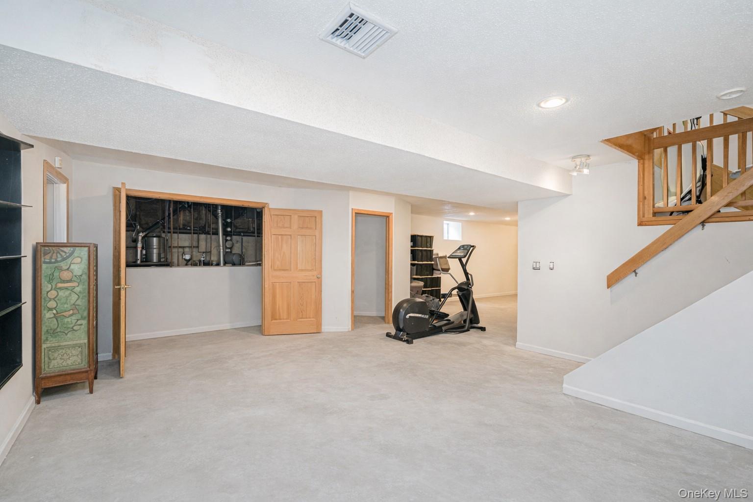 #19 photo, 201 Arbutus Avenue, סטטן איילנד Staten Island , NY 10312