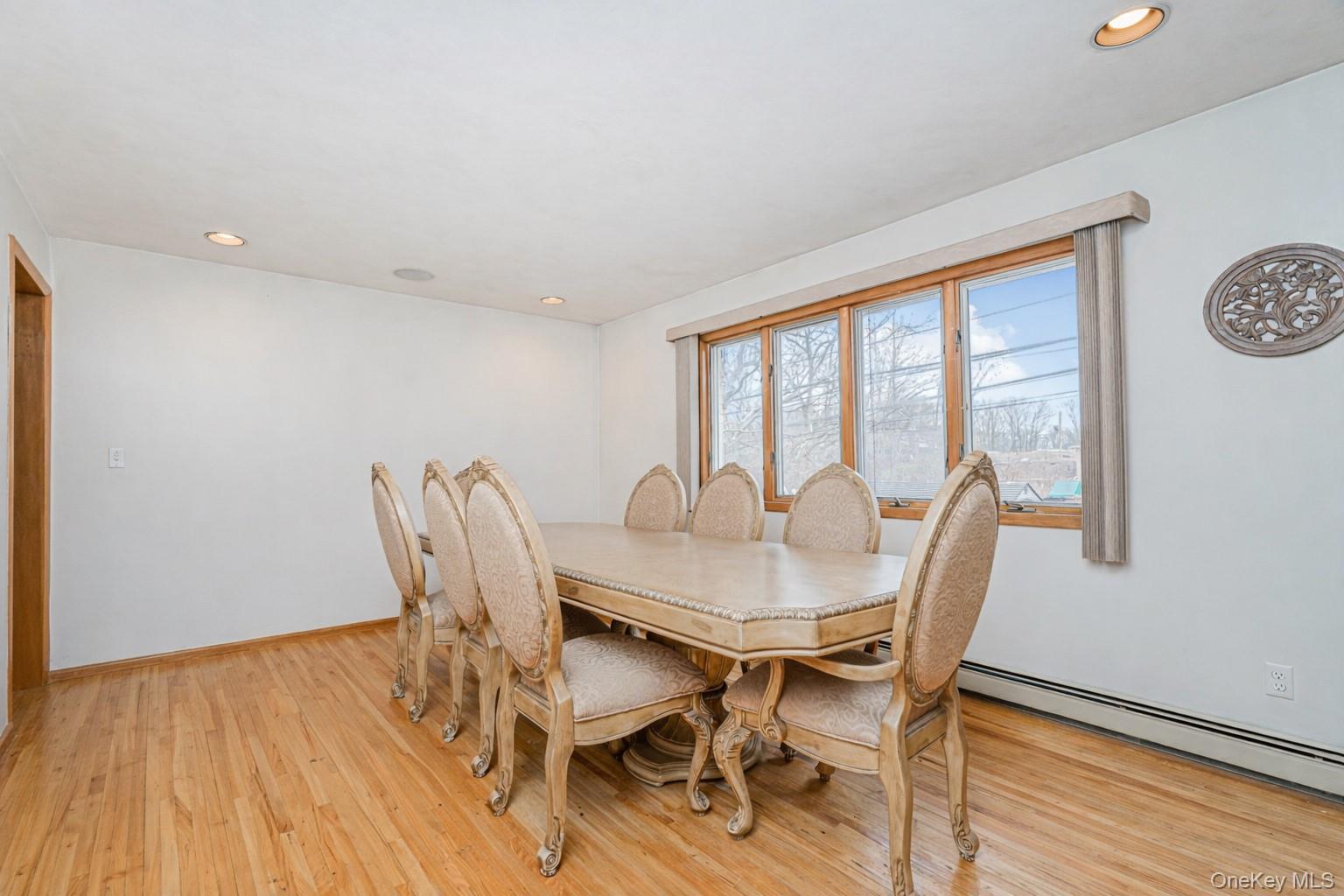 #9 photo, 201 Arbutus Avenue, סטטן איילנד Staten Island , NY 10312