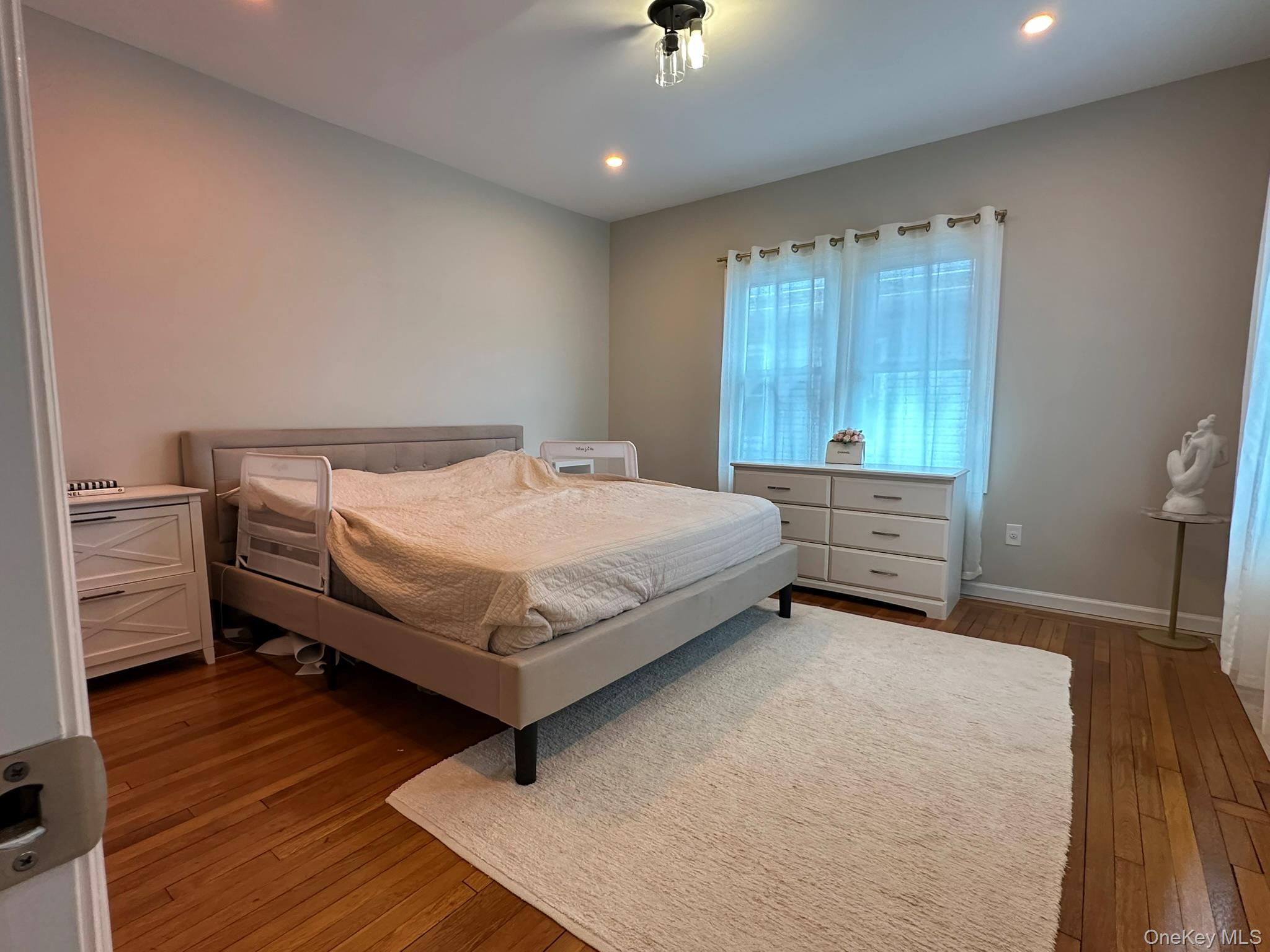 #17 photo, 149 W Market Street, Long Beach , NY 11561