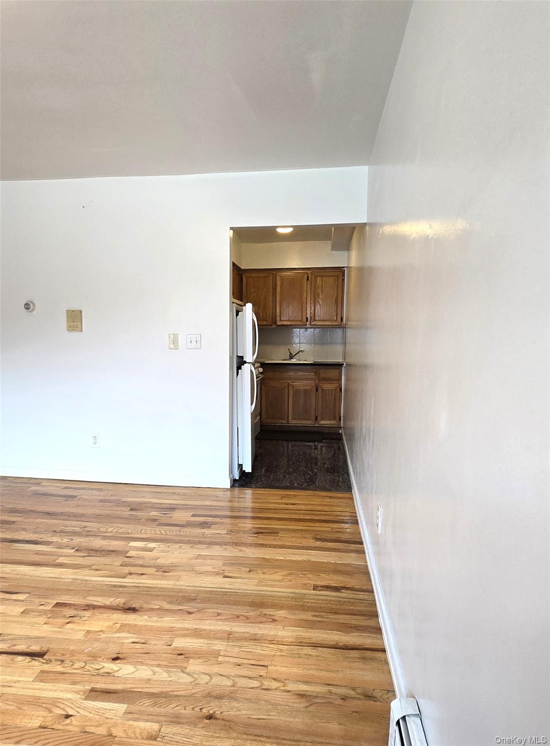 #11 photo, 29-17 31st Avenue, 뉴욕퀸즈 Astoria , NY 11105