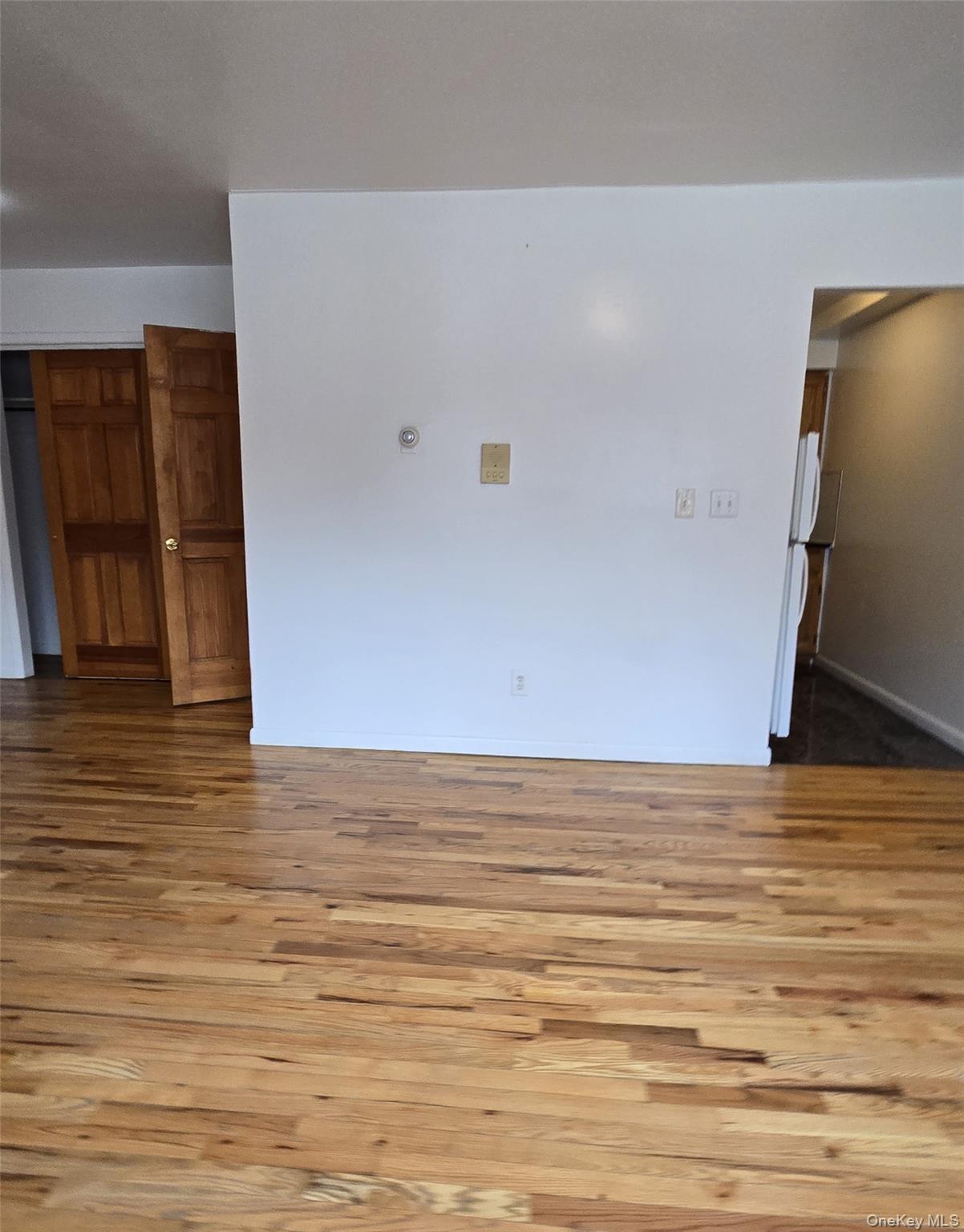 #7 photo, 29-17 31st Avenue, 뉴욕퀸즈 Astoria , NY 11105