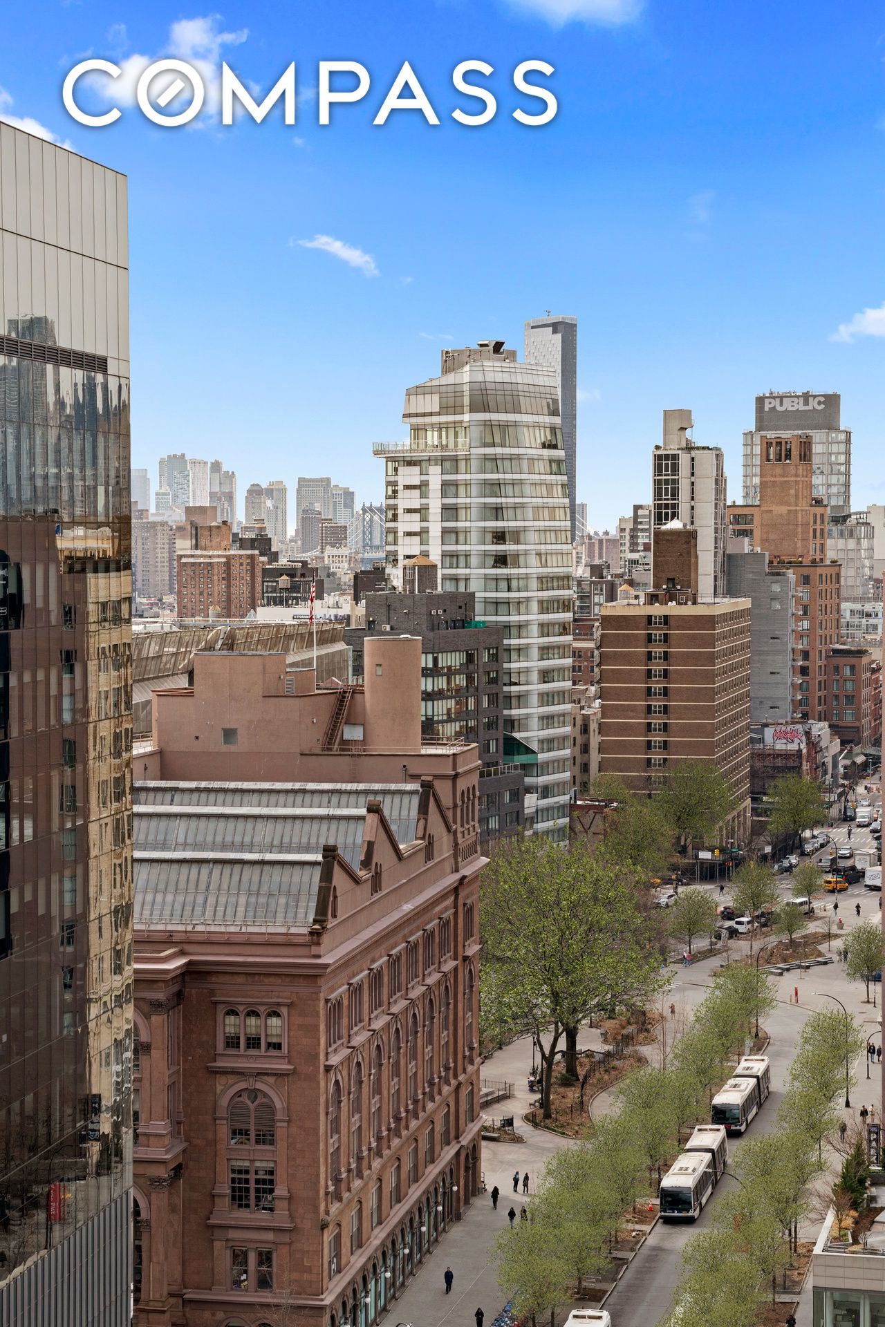 #8 photo, 70 E 10th Street, 맨해튼 Greenwich Village , NY 10003