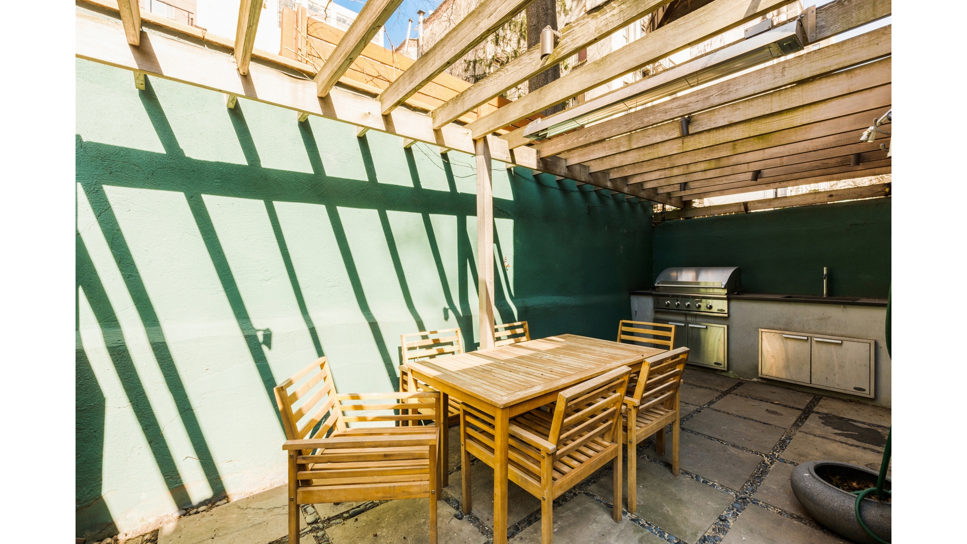 #11 photo, 357 W 29TH Street, Chelsea , NY 10001