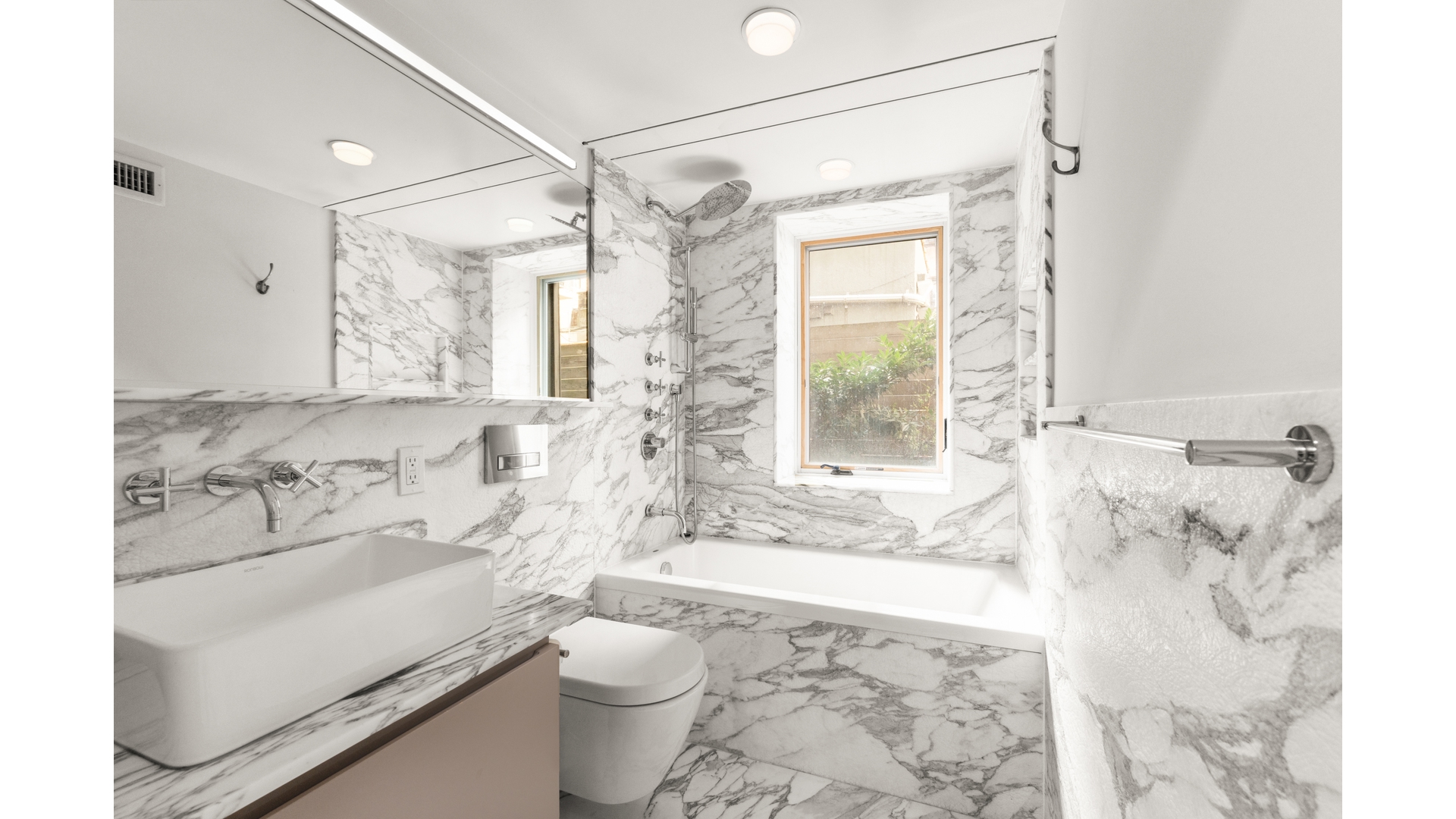 #9 photo, 357 W 29TH Street, Chelsea , NY 10001