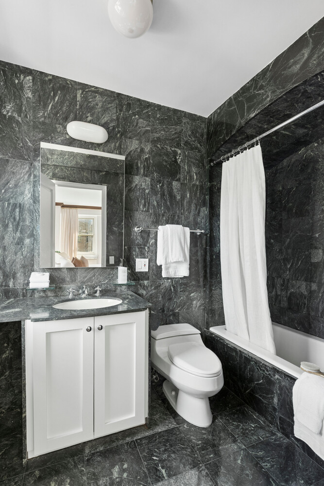 #15 photo, 710 PARK Avenue, Lenox Hill , NY 10021