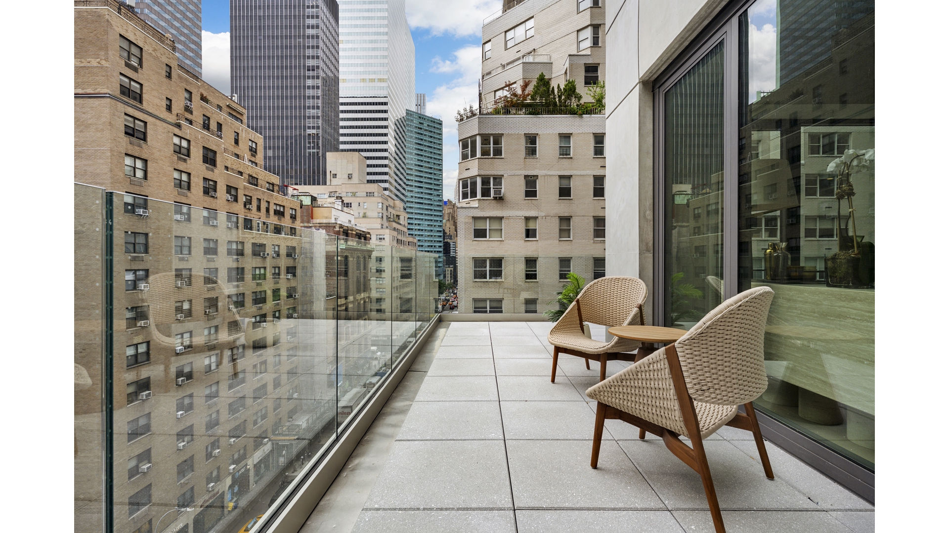 #1 photo, 126 E 57TH Street, 曼哈顿 中城东区 Midtown East , NY 10022