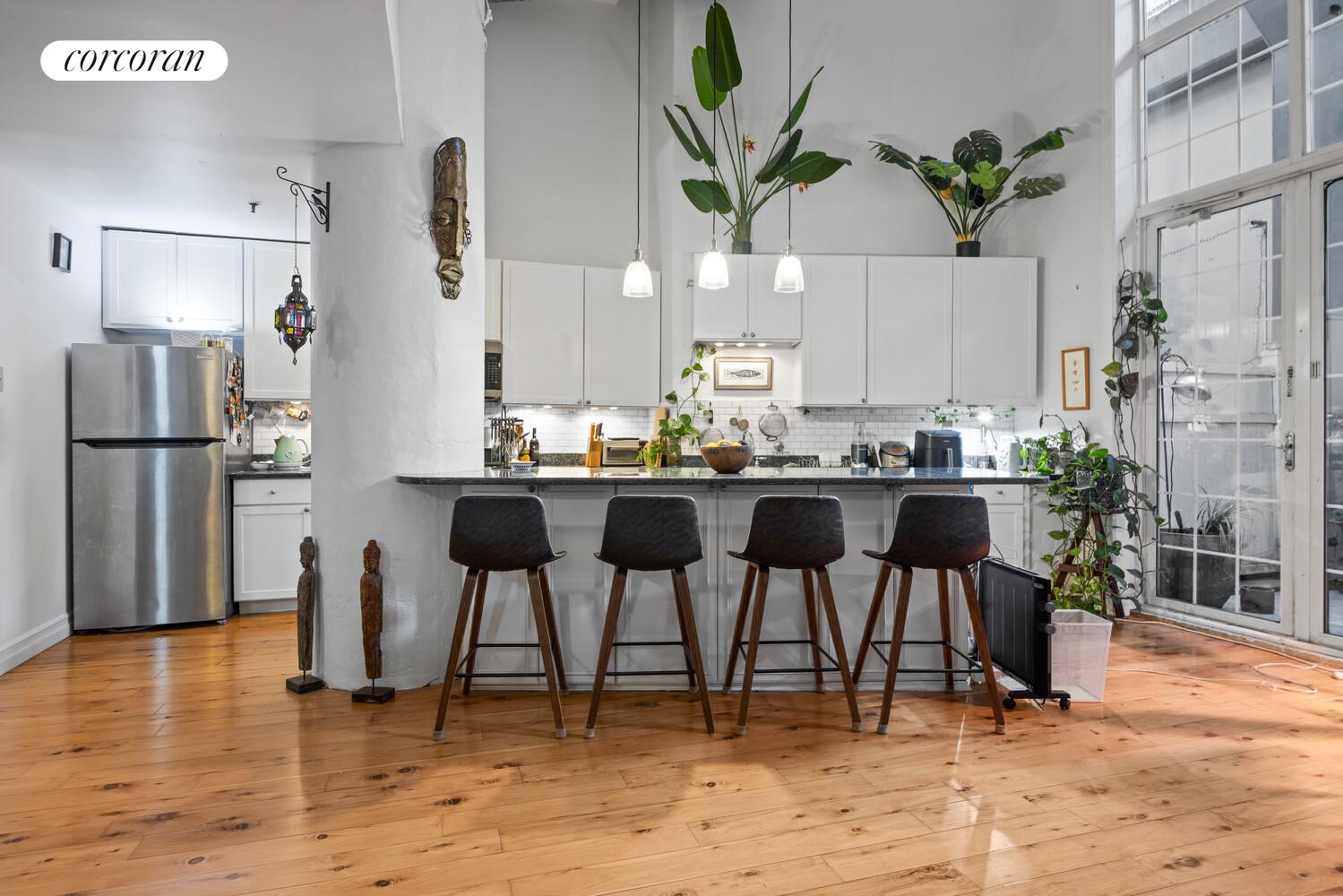 #5 photo, 689 MYRTLE Avenue, ব্রুকলিন Bedford-Stuyvesant , NY 11205