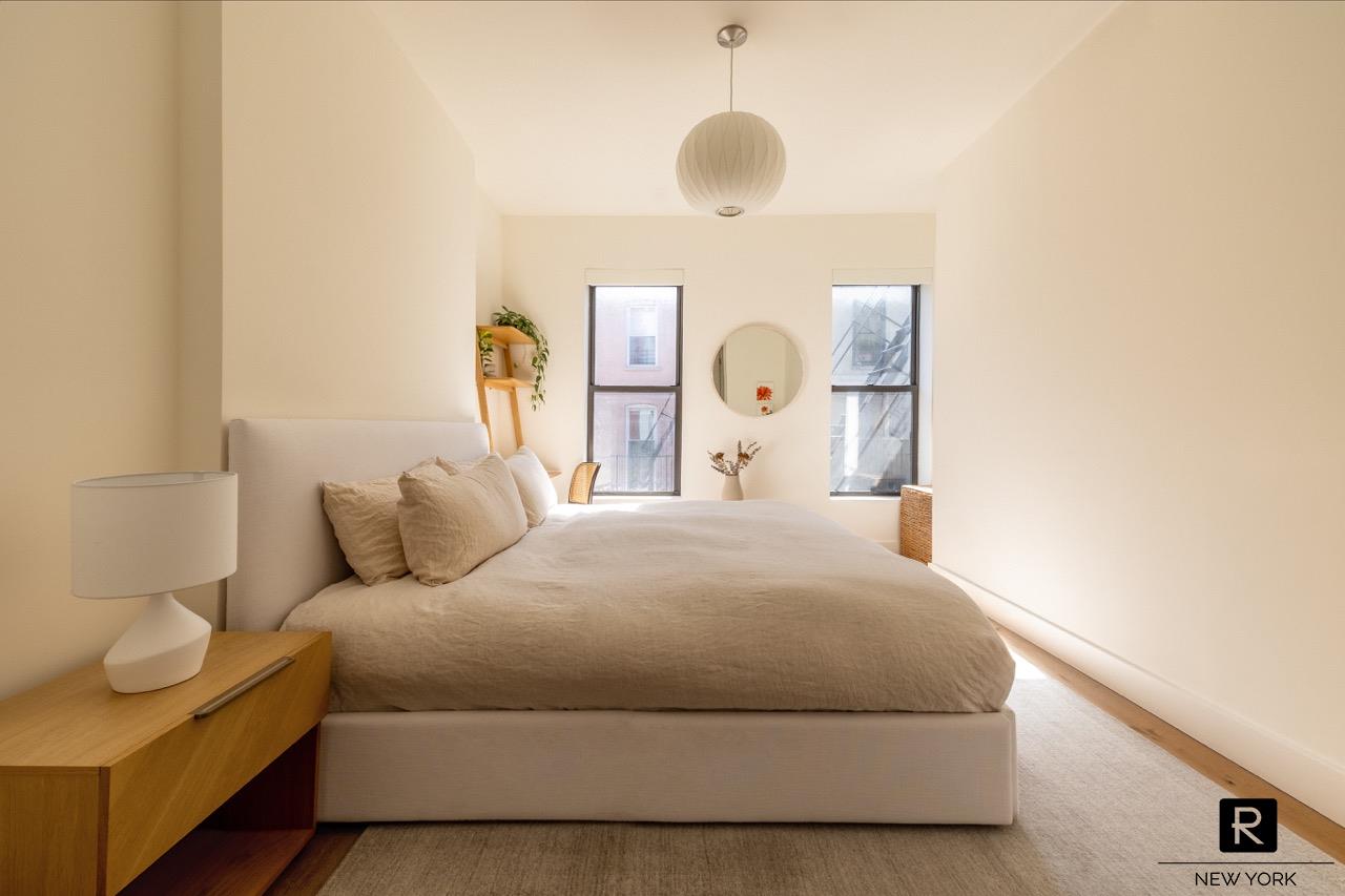 #6 photo, 442 3rd Street, הברונקס Park Slope , NY 11215