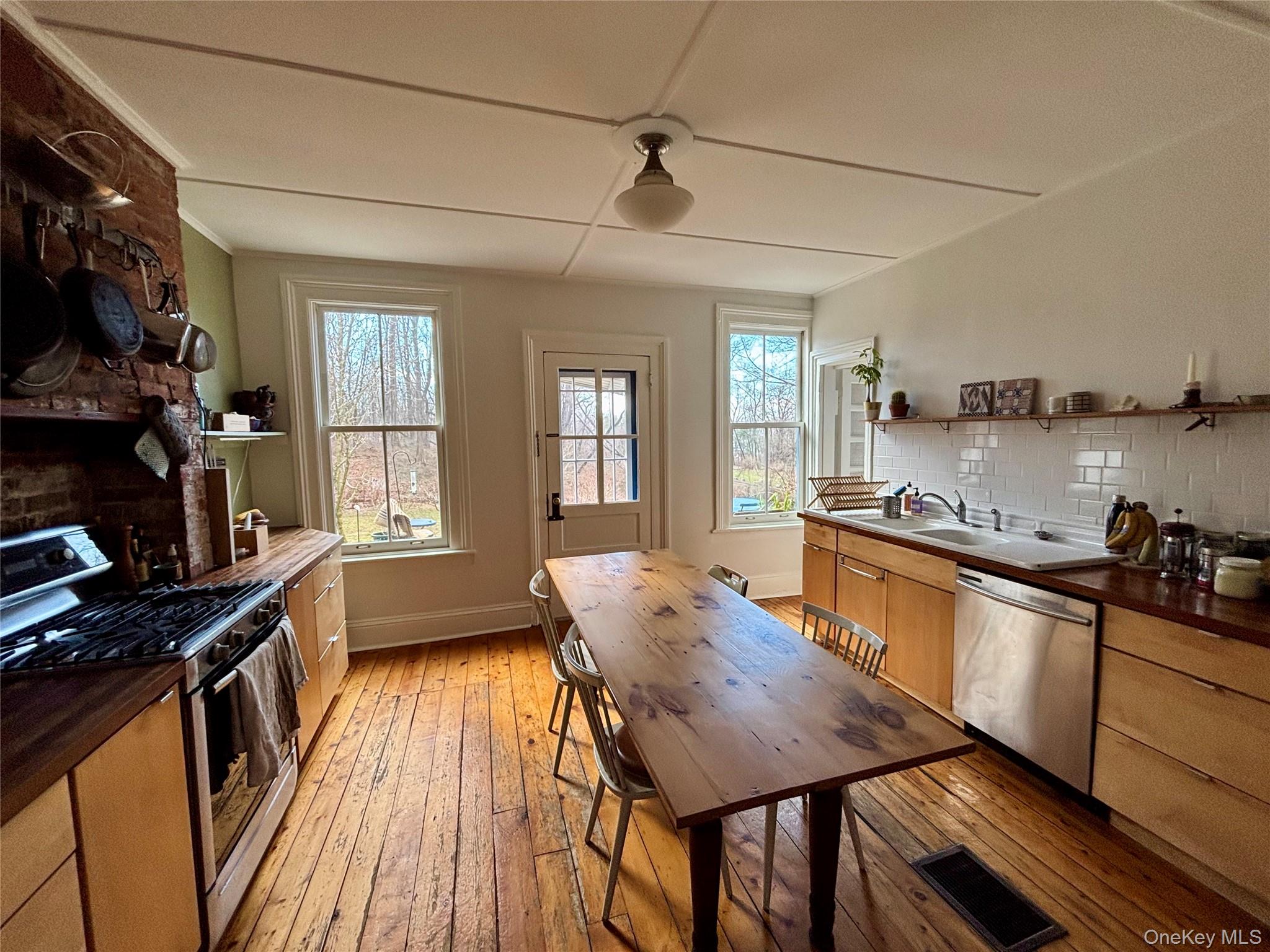 #6 photo, 225 Barrytown Road, 纽约州 Barrytown , NY 12507