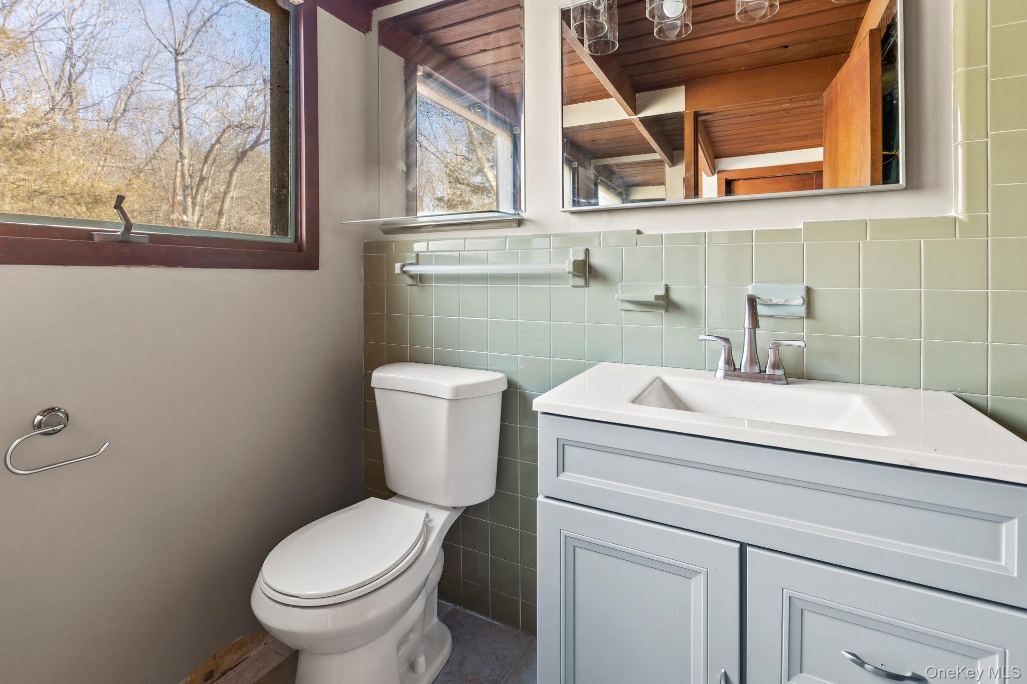 #10 photo, 304 Lake Lodge Drive, Pleasant Valley , NY 12569