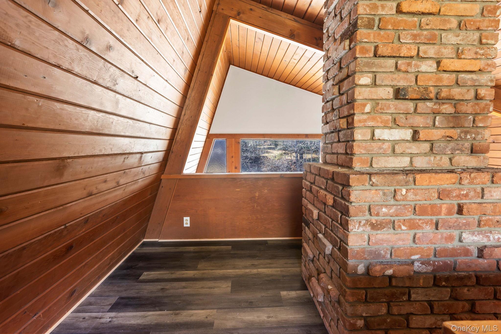 #15 photo, 304 Lake Lodge Drive, Pleasant Valley , NY 12569