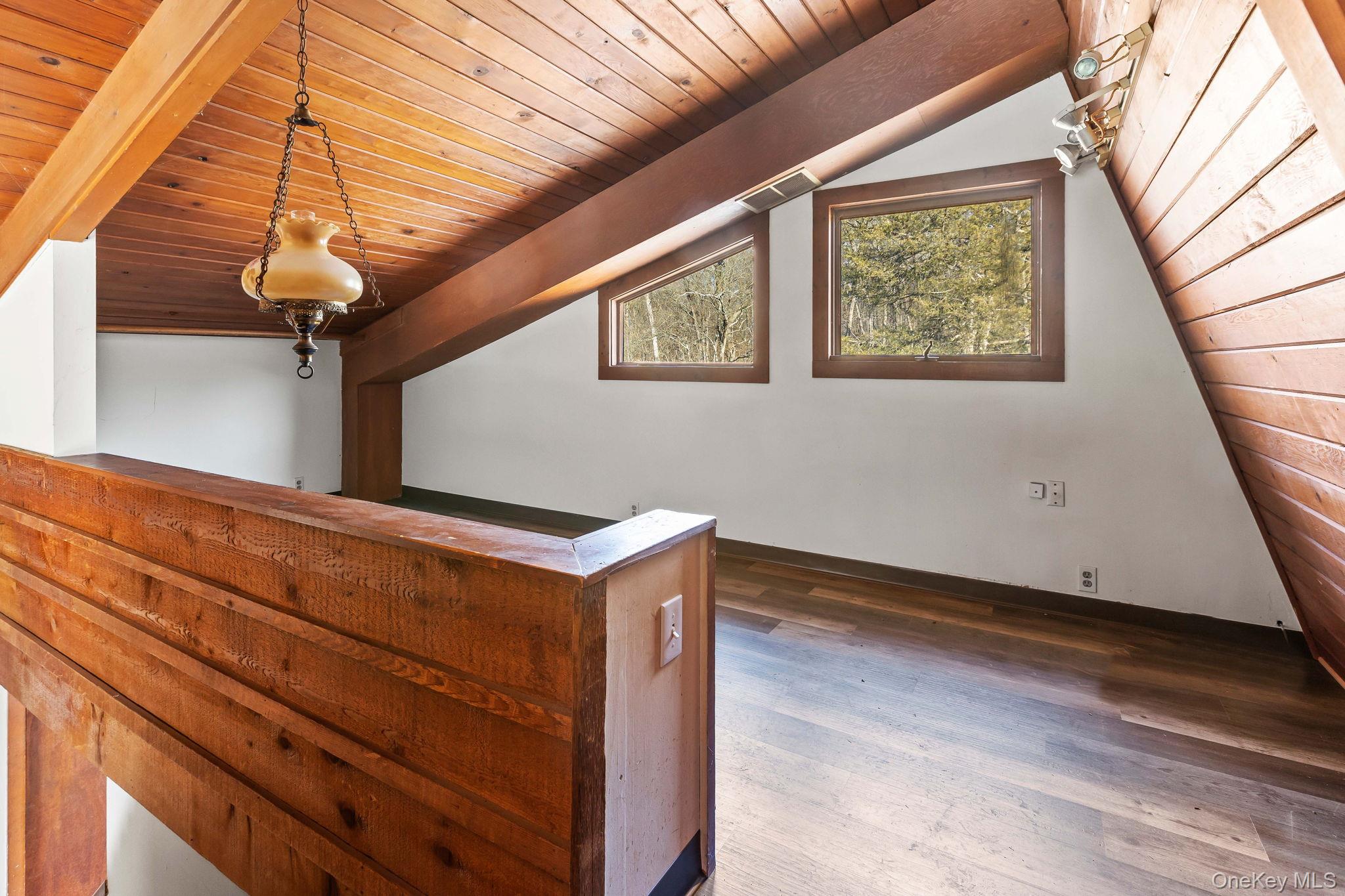 #16 photo, 304 Lake Lodge Drive, Pleasant Valley , NY 12569