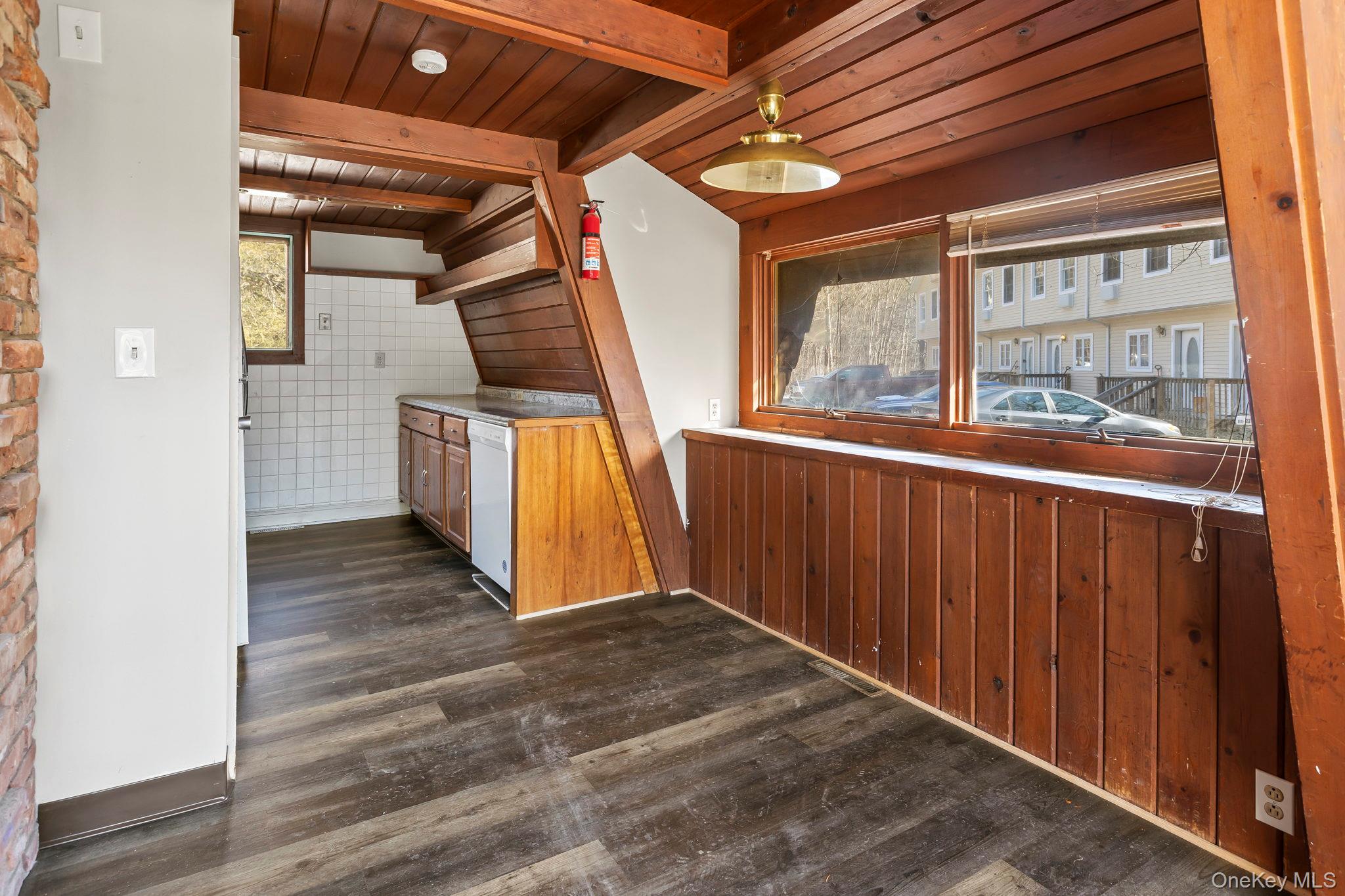 #9 photo, 304 Lake Lodge Drive, Pleasant Valley , NY 12569