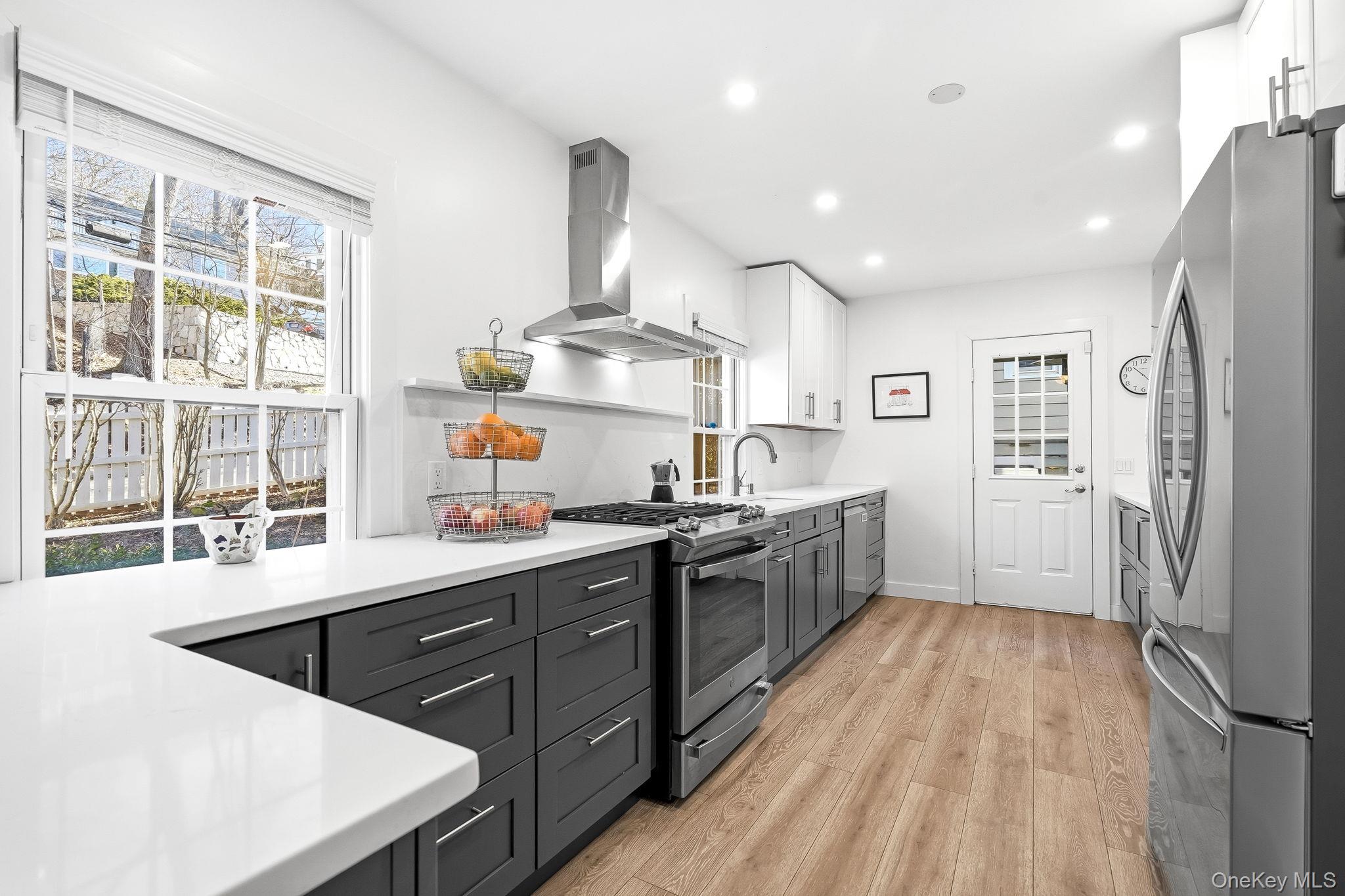 #4 photo, 6 Circle Drive, 纽约州 Hastings-on-Hudson , NY 10706