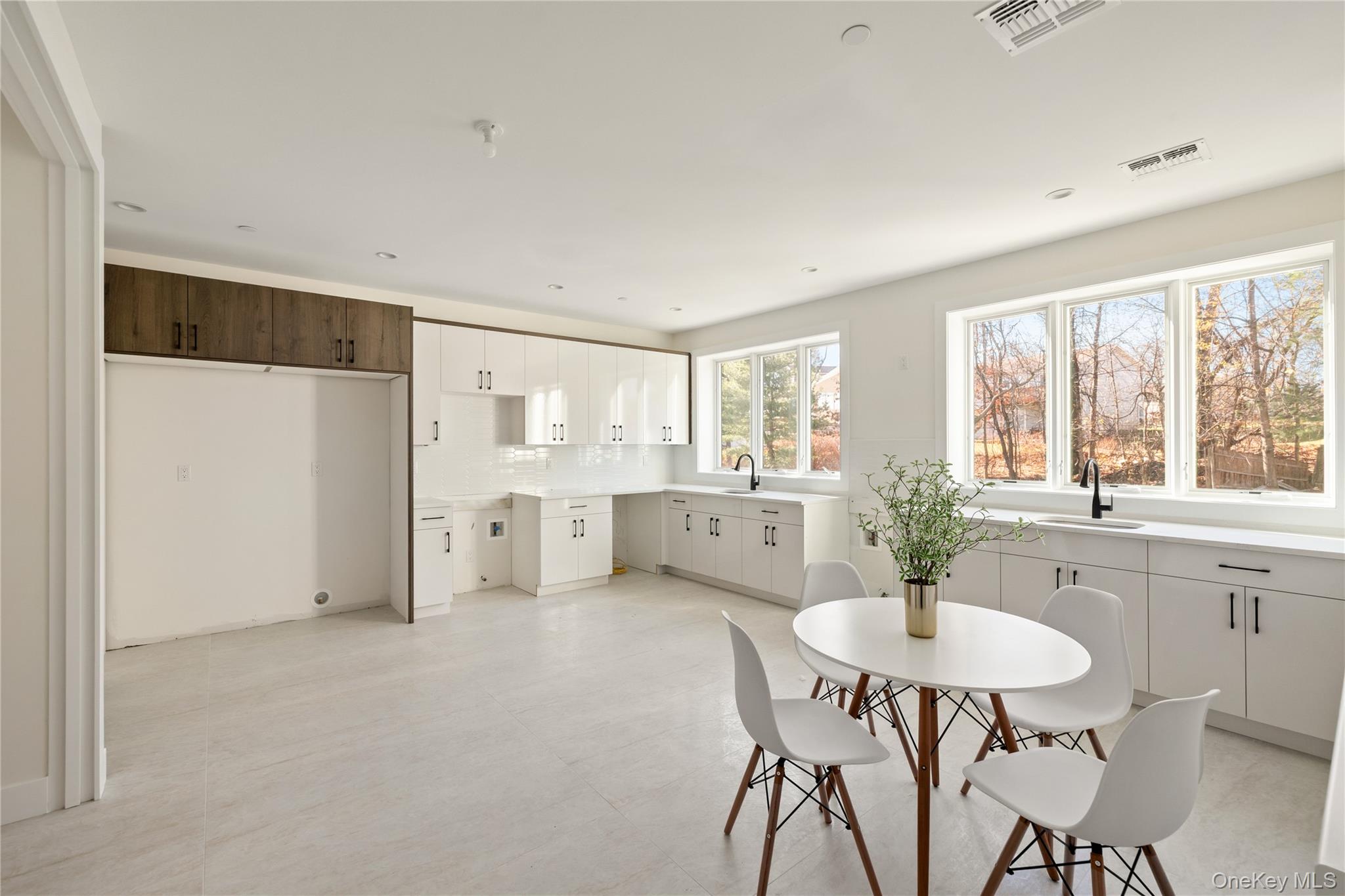 #11 photo, 3 Valley Way, 纽约州 Spring Valley , NY 10977