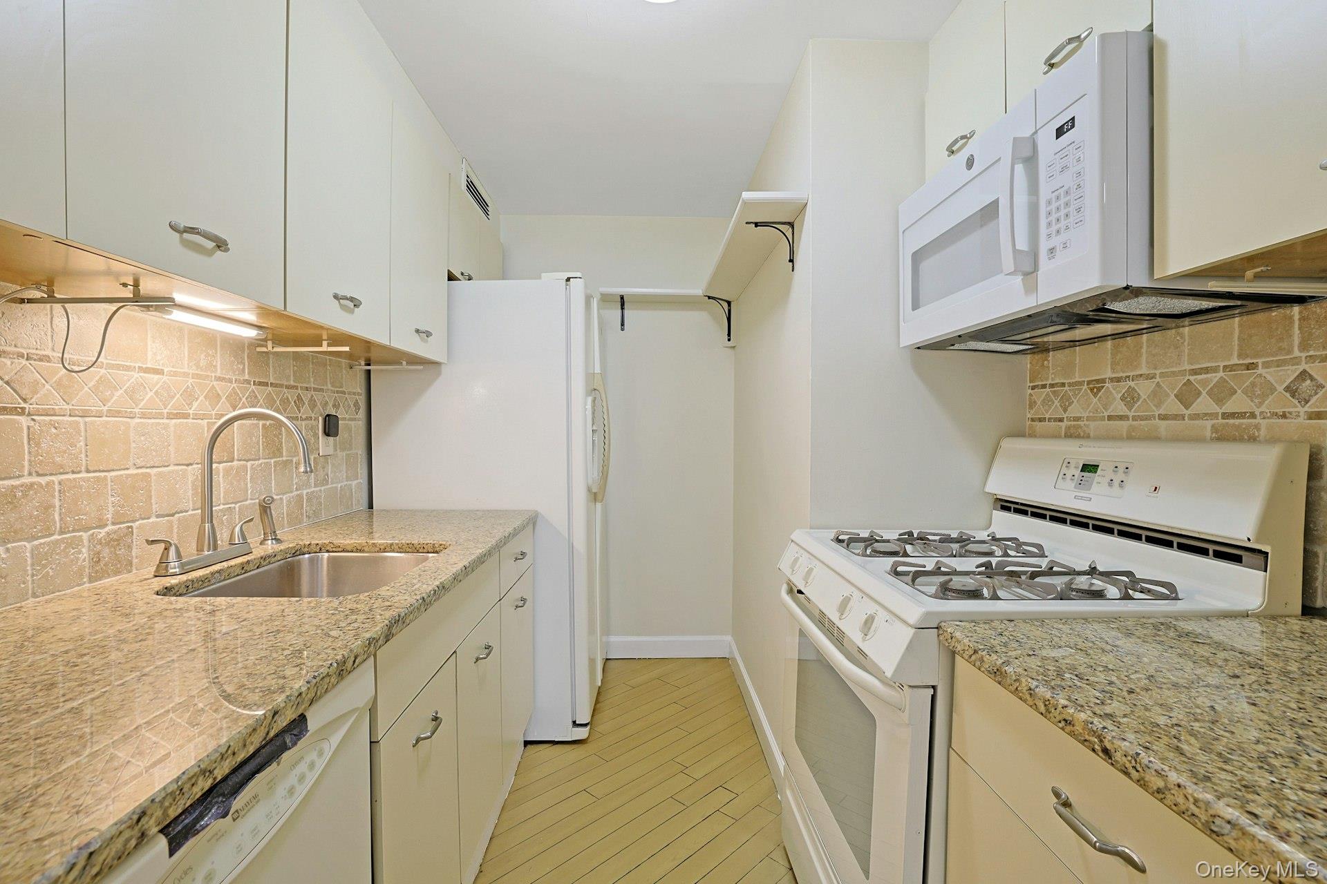 #7 photo, 1270 North Avenue, New Rochelle , NY 10804