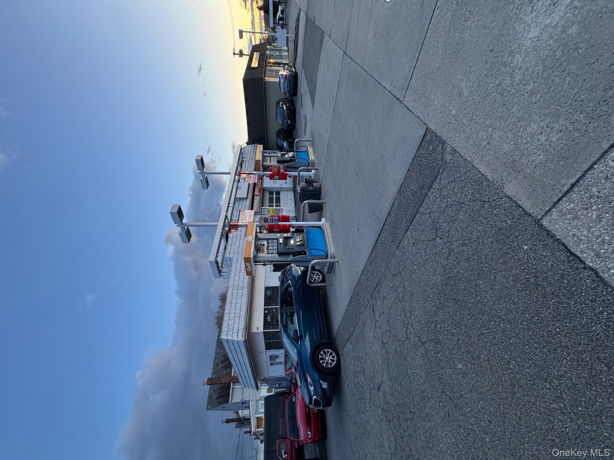 #1 photo, 295 Hillside Avenue, Williston Park , NY 11596