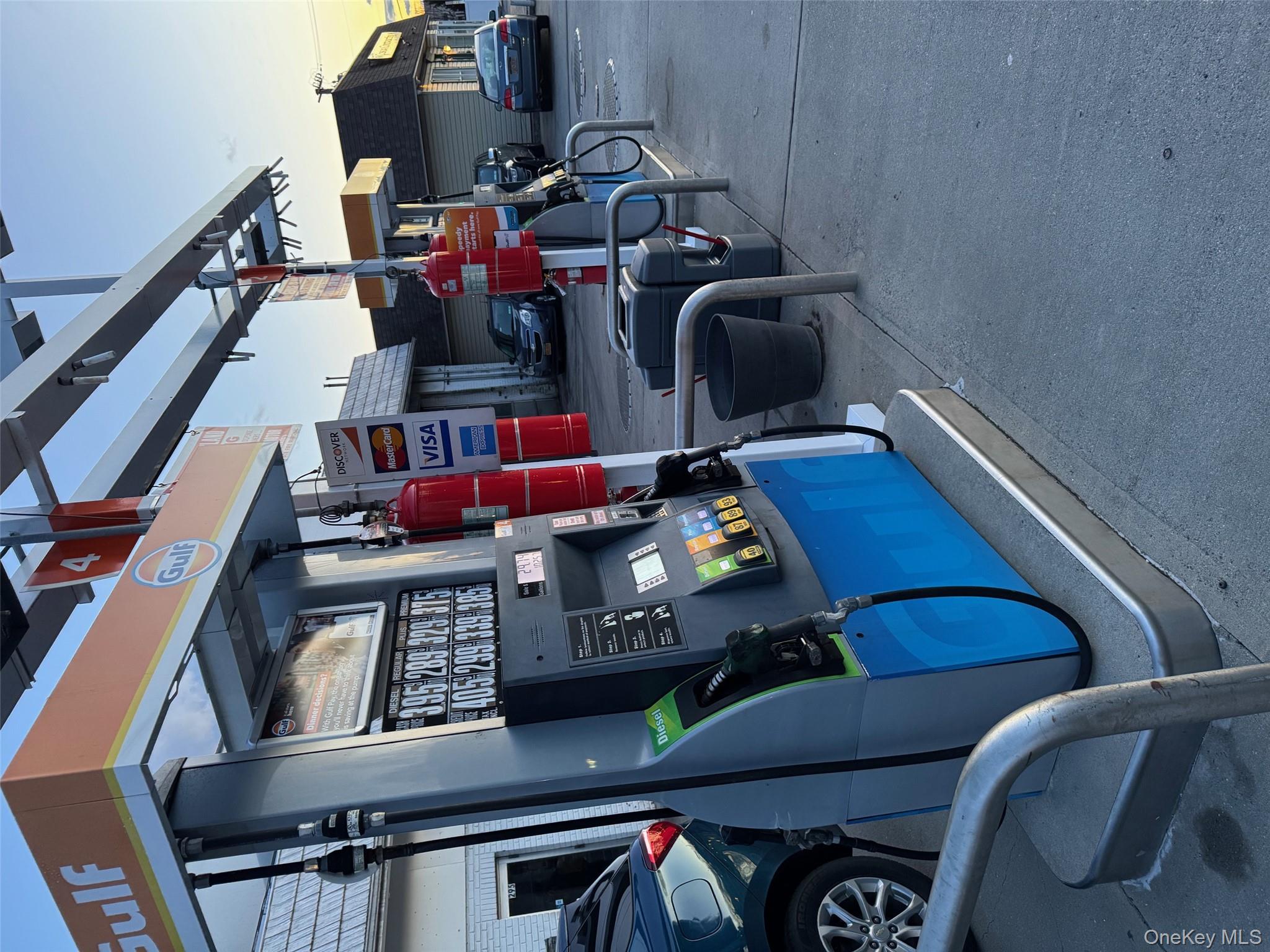 #3 photo, 295 Hillside Avenue, Williston Park , NY 11596