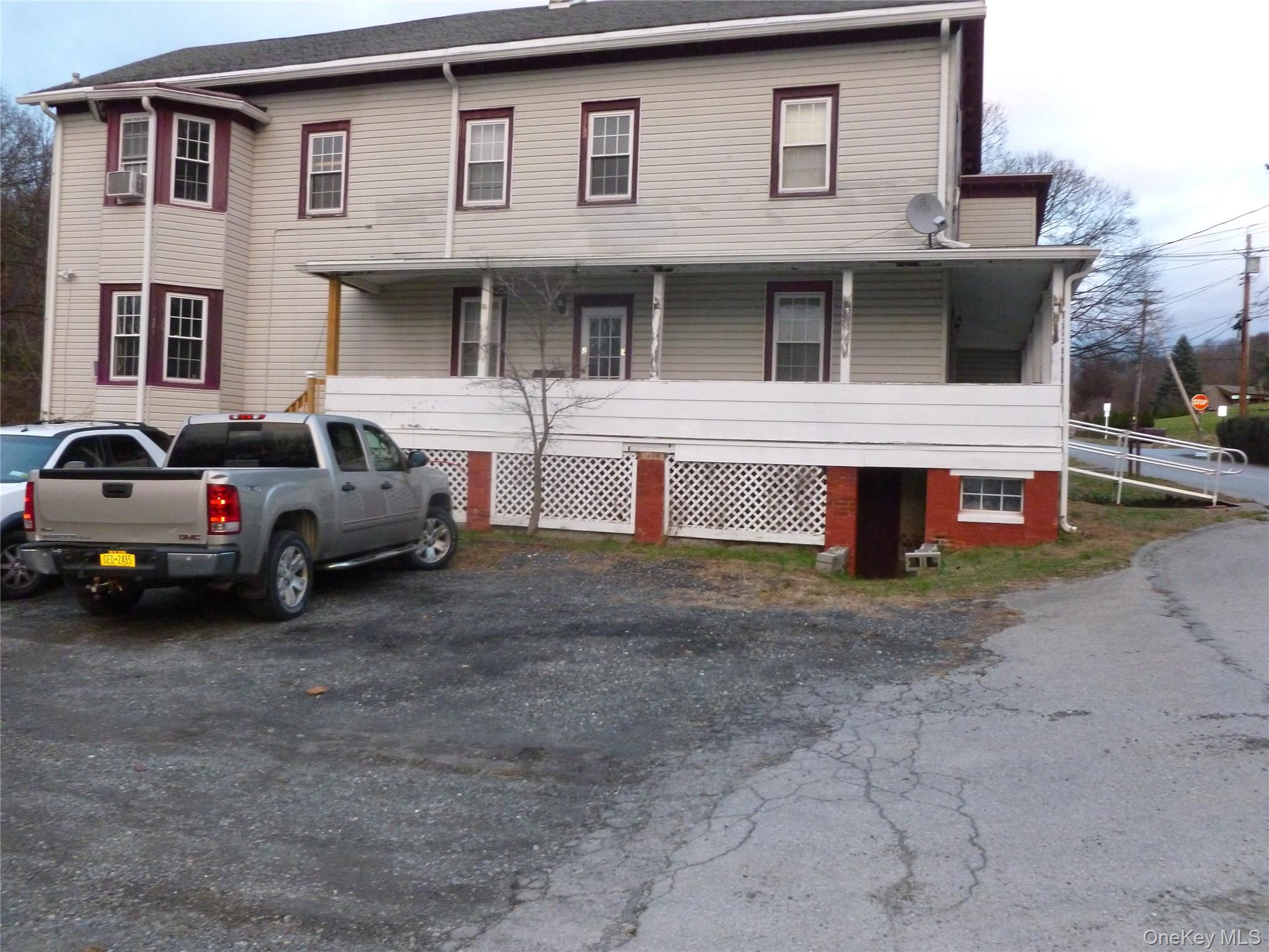 #1 photo, 19 Main Street, 뉴욕주 Wappingers Falls , NY 12590